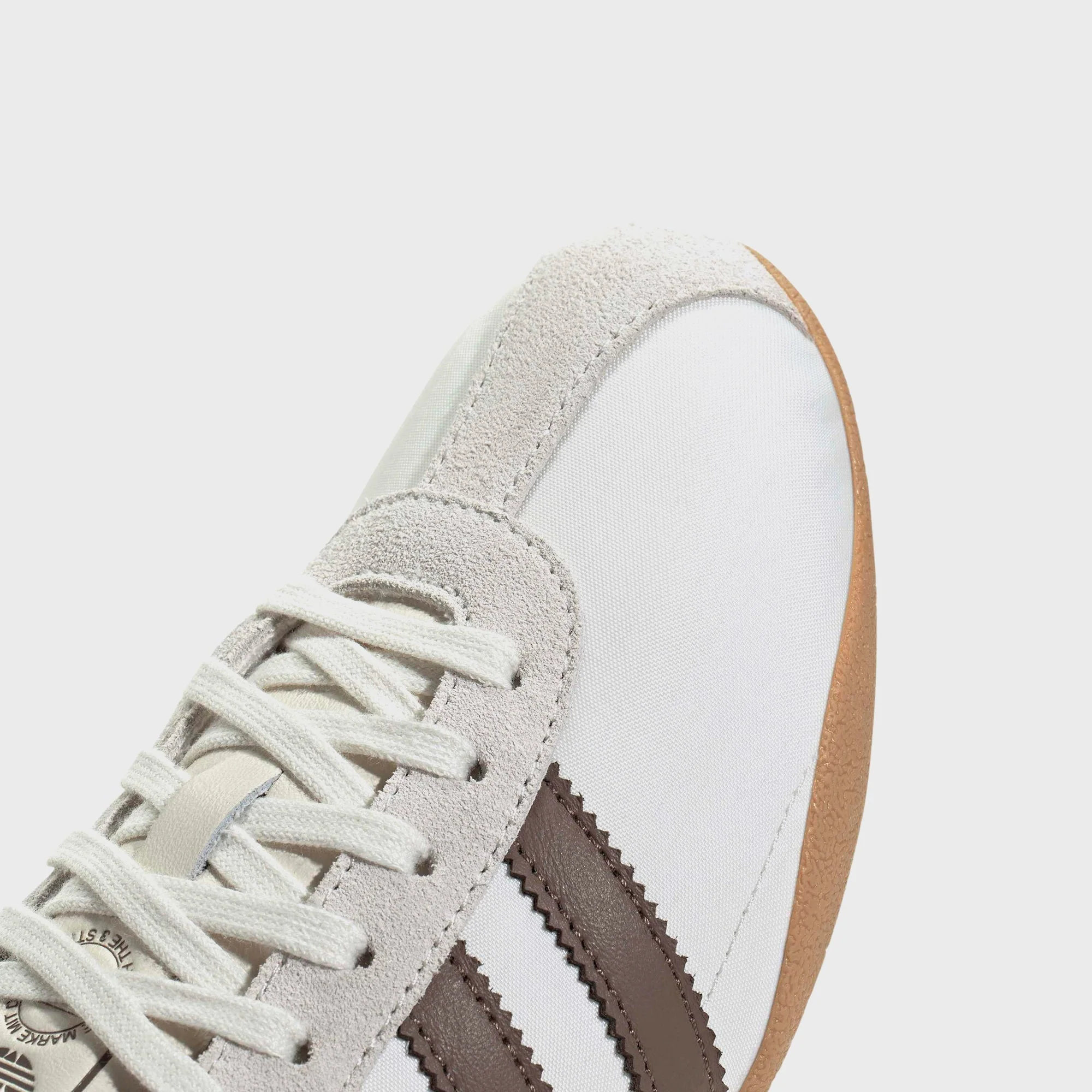 adidas WMNS Tokyo - Off White / Earth Strata / Gold Metallic - Image 6