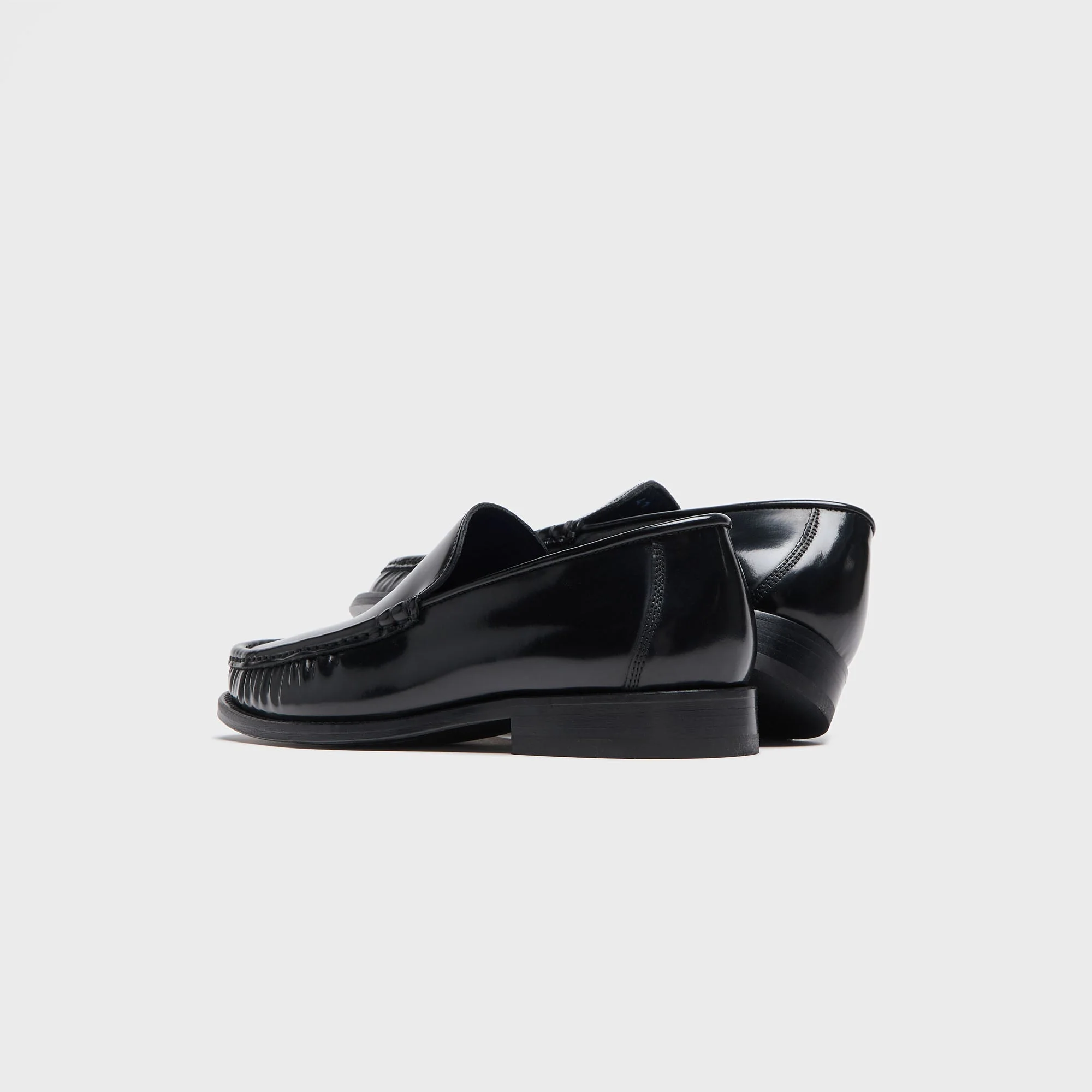 Collegium Sera - Black - Image 4