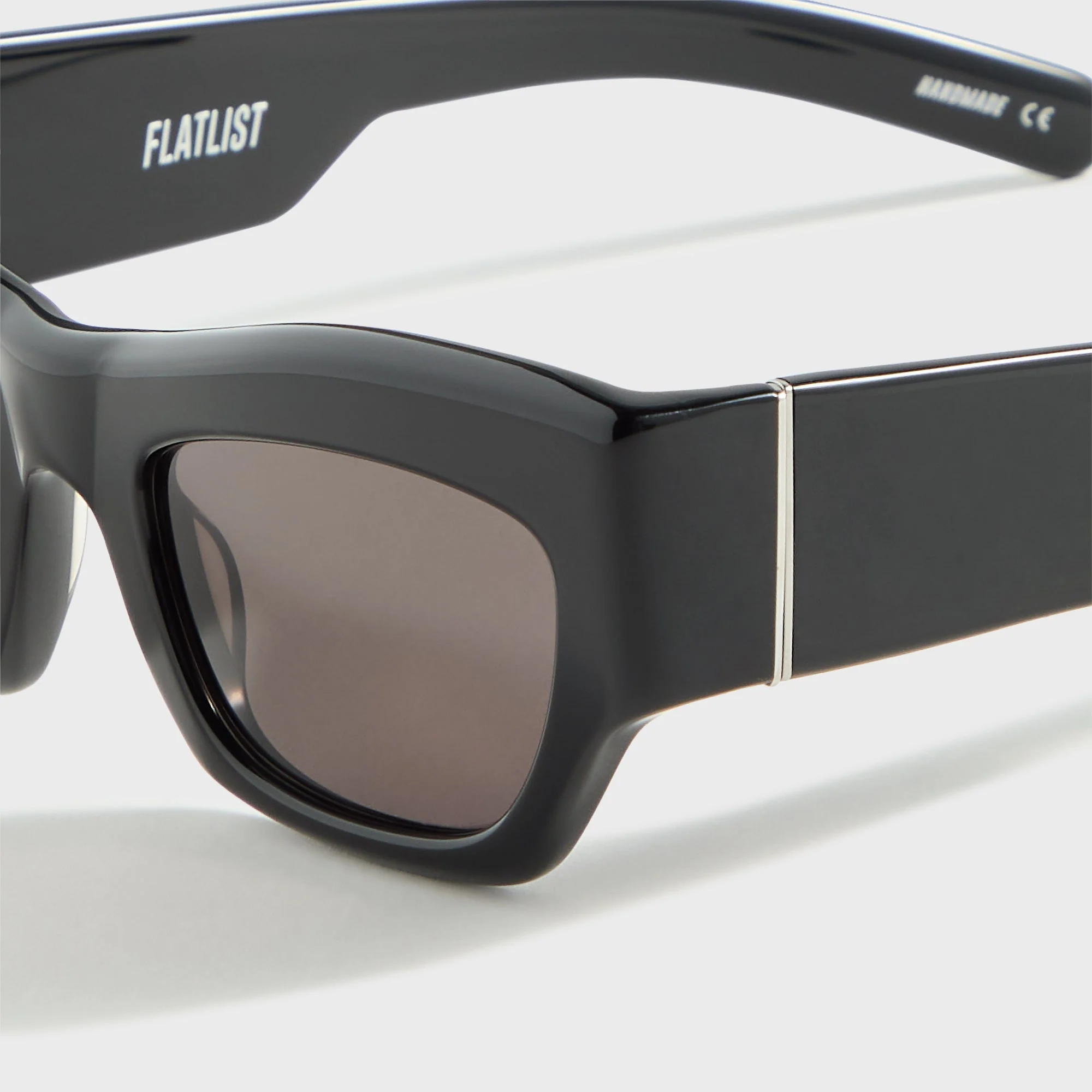 Flatlist Shade 03 - Solid Black / Solid Black Lens - Image 3