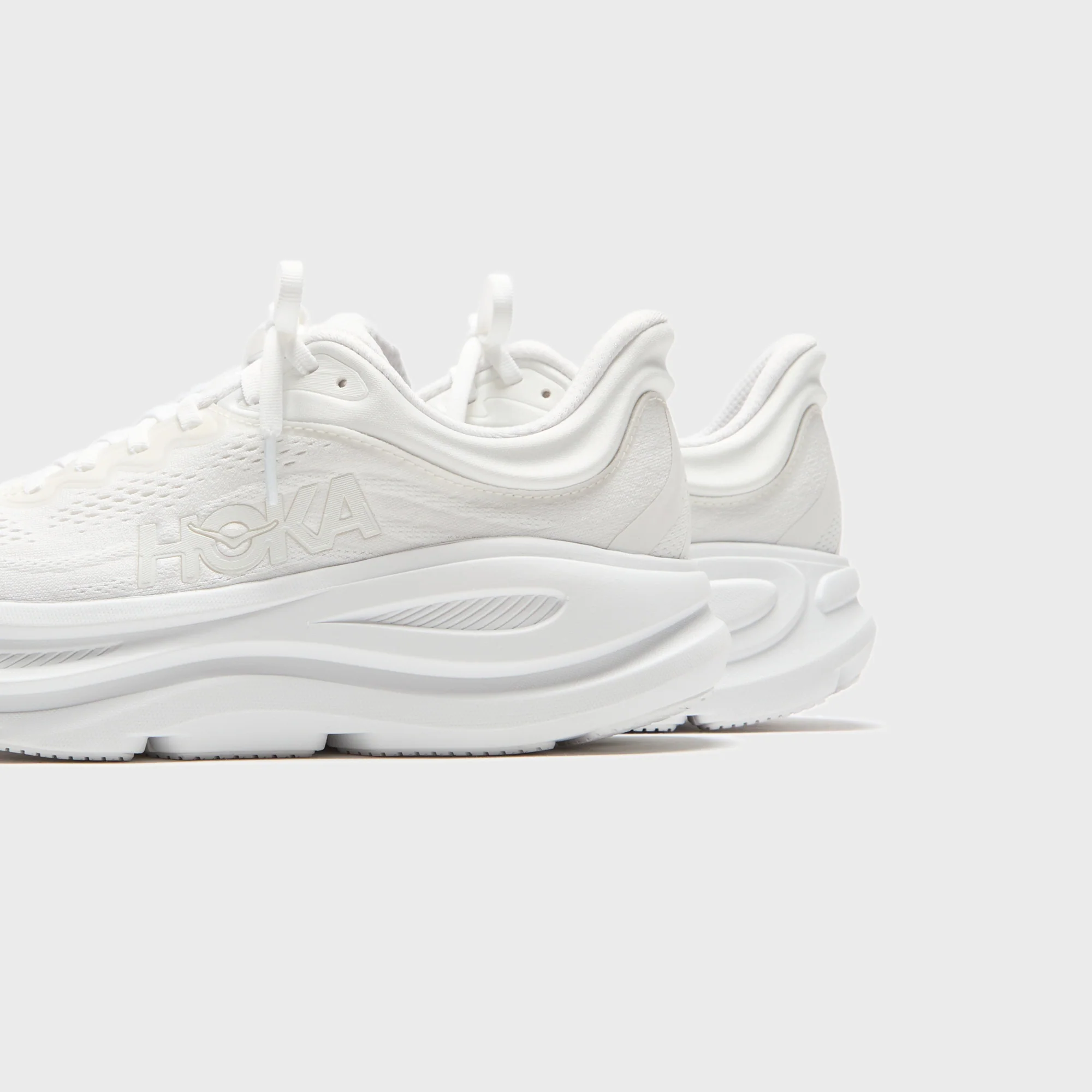 HOKA Bondi 9 - White - Image 3