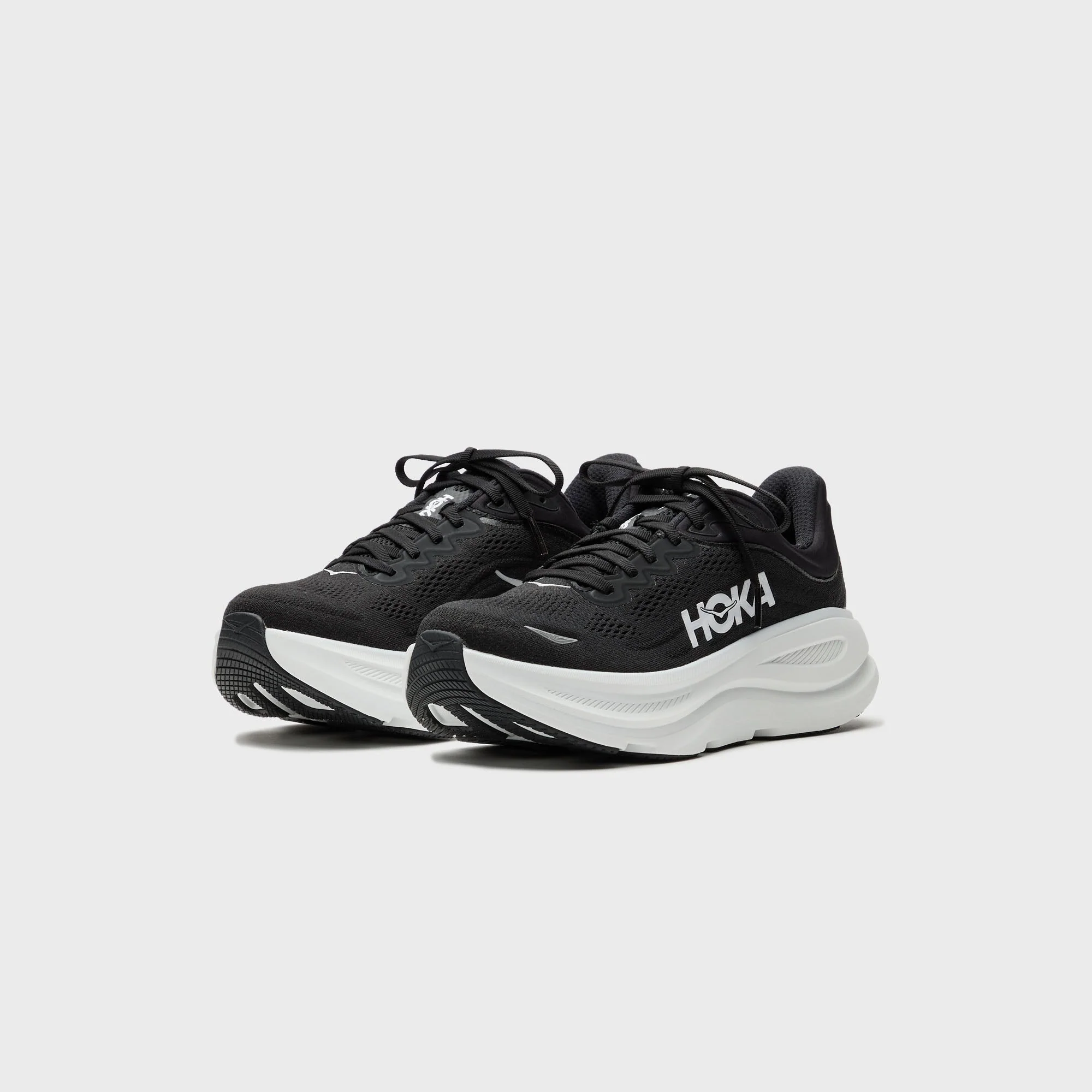 HOKA WMNS Bondi 9 - Black / White - Image 2