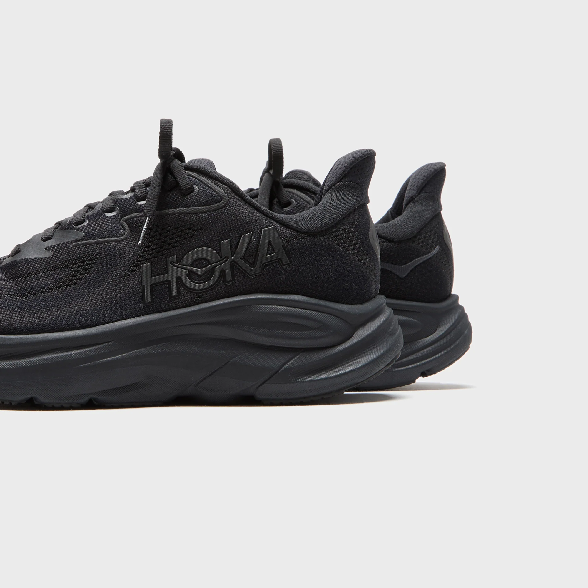 HOKA Clifton 10 - Black - Image 3
