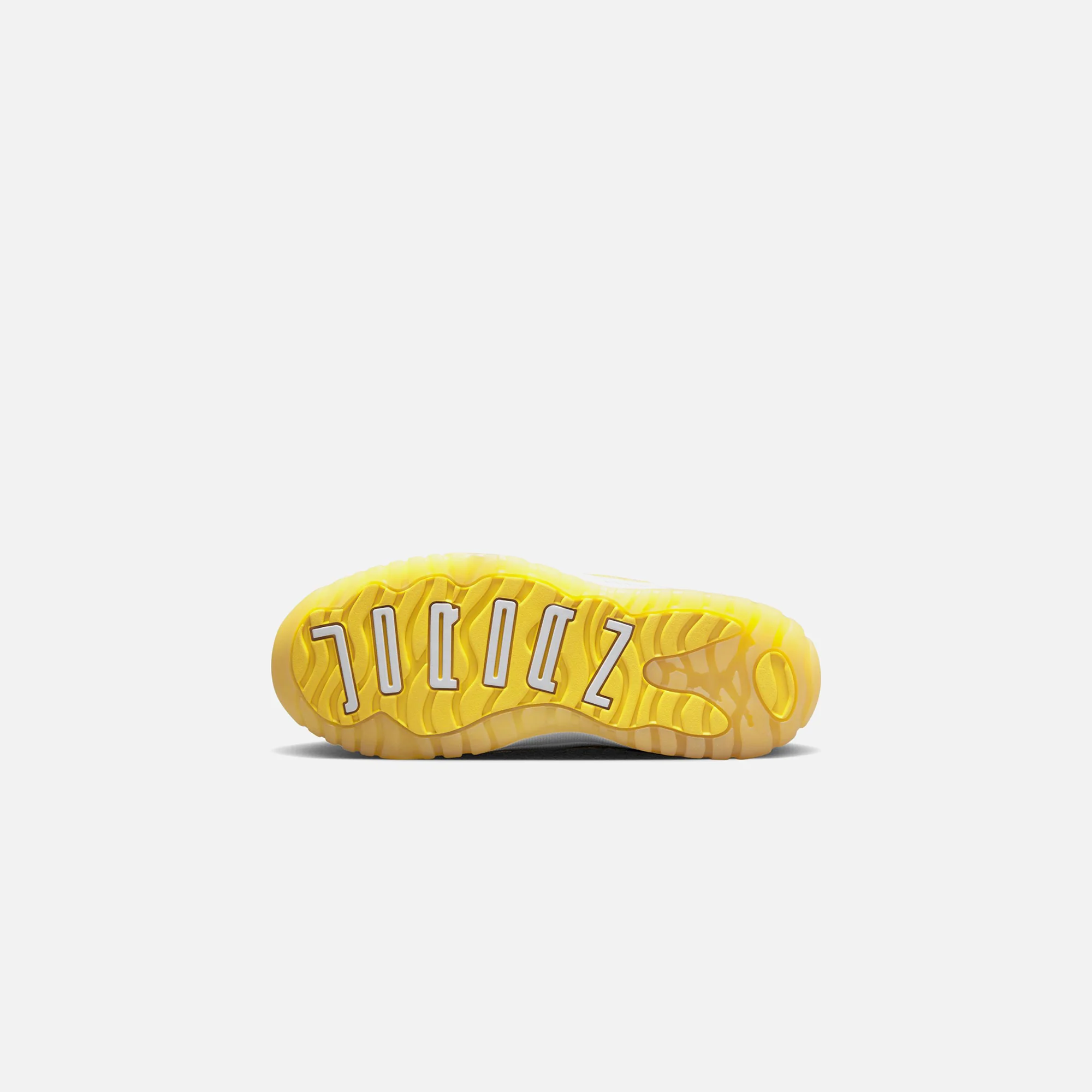 Nike PS Air Jordan 11 Retro Low - White / Tour Yellow - Image 5