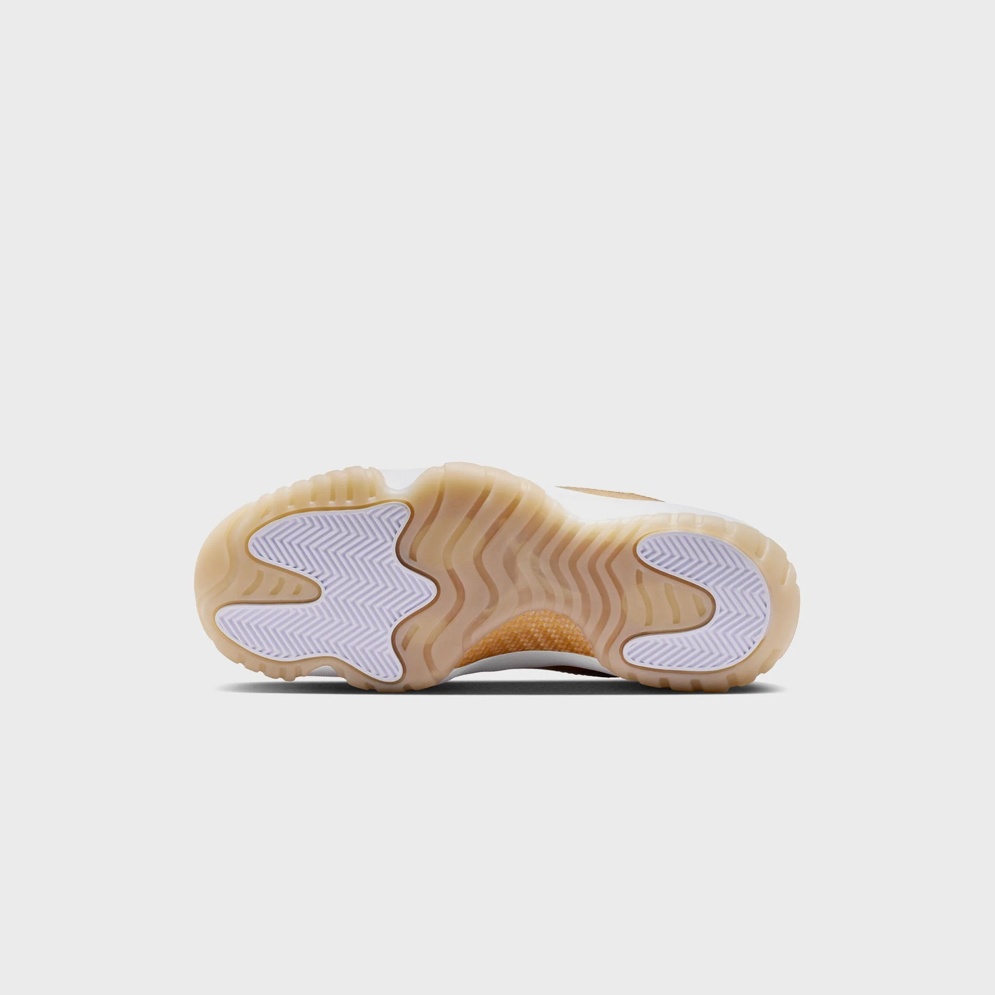 Jordan WMNS Air Jordan 11 Low - White / Metallic Gold - Image 8
