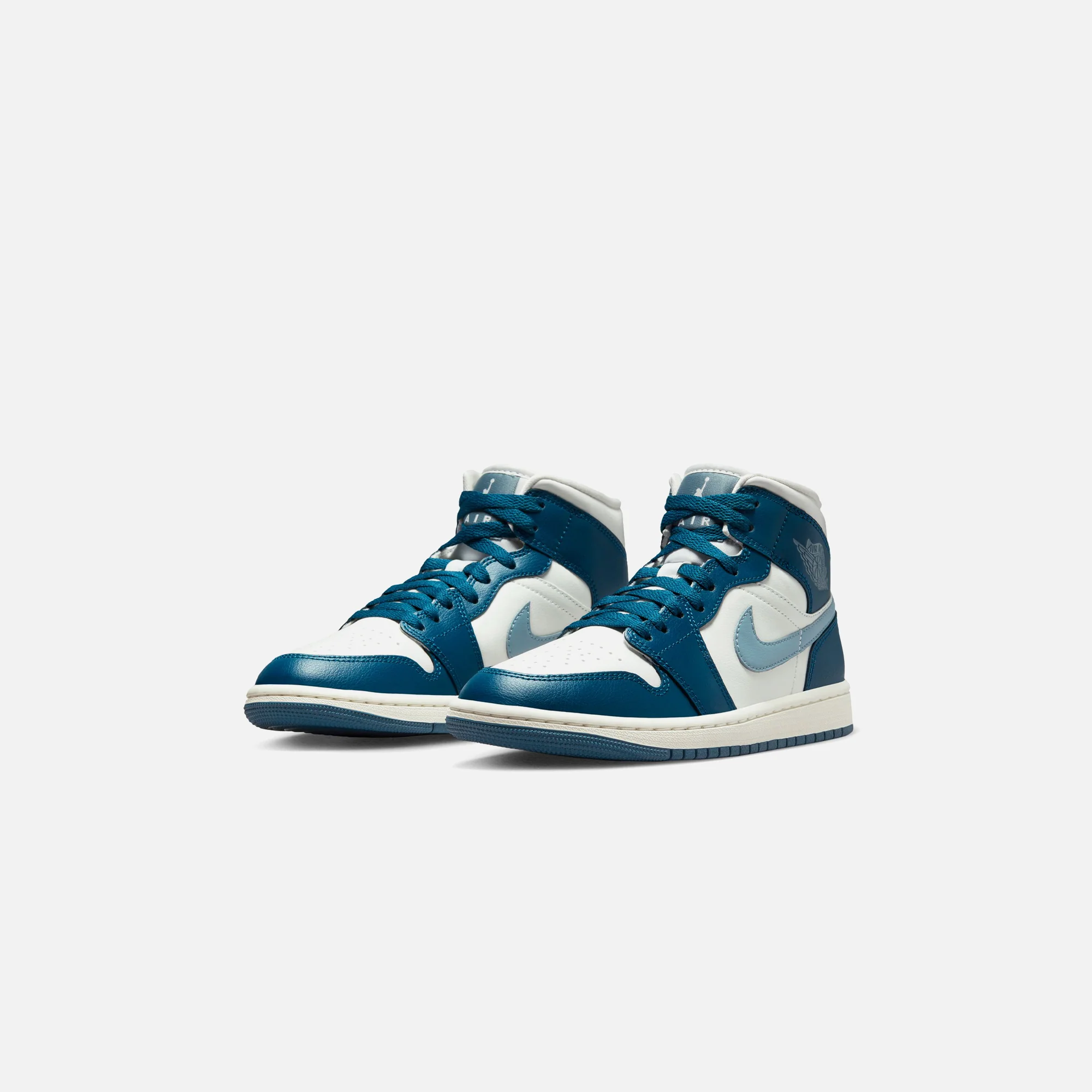 Nike WMNS Air Jordan 1 Mid - Sky J French / Blue / Ozone Blue / Sail - Image 2