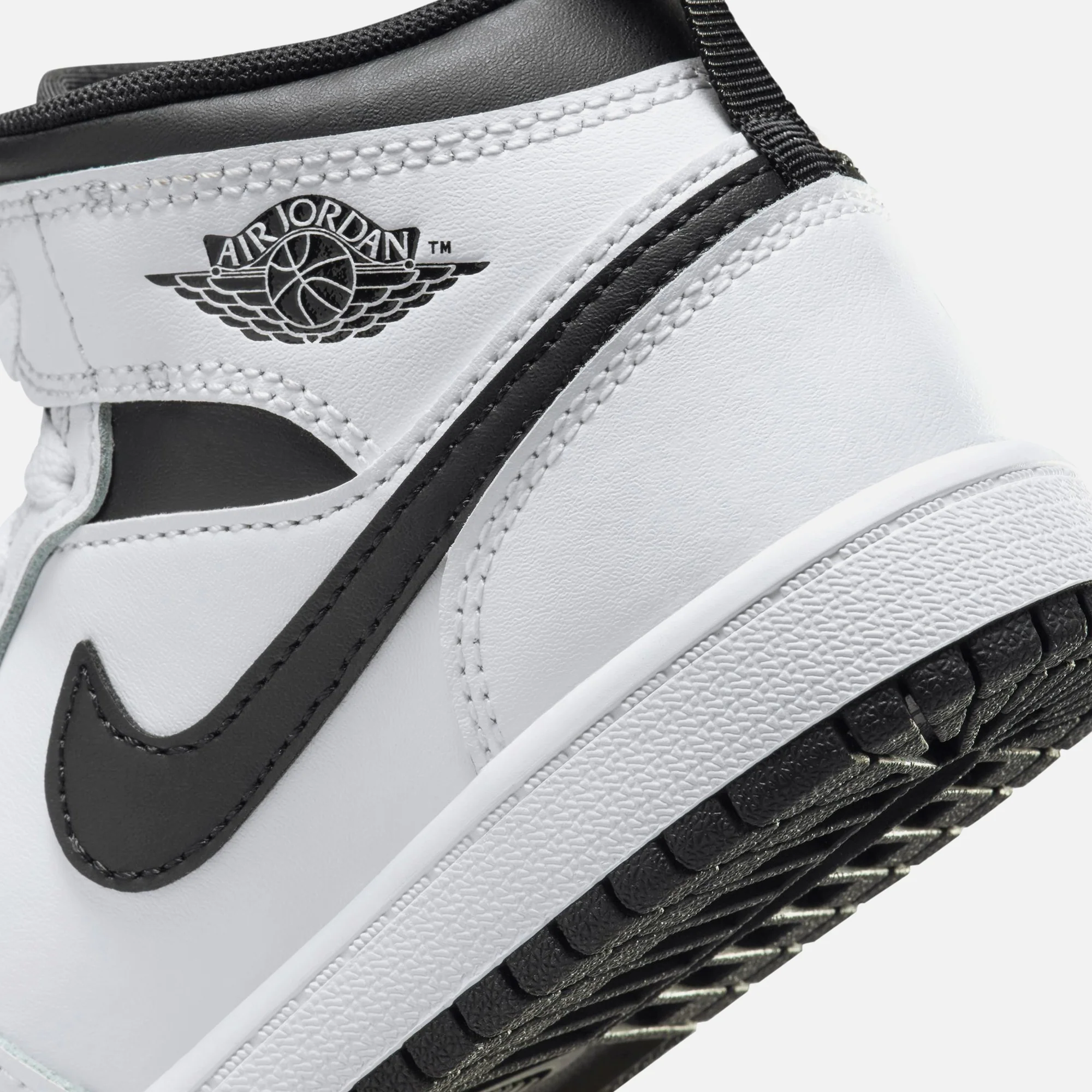 Jordan PS Air Jordan 1 Mid - White / Black / White / Black - Image 7