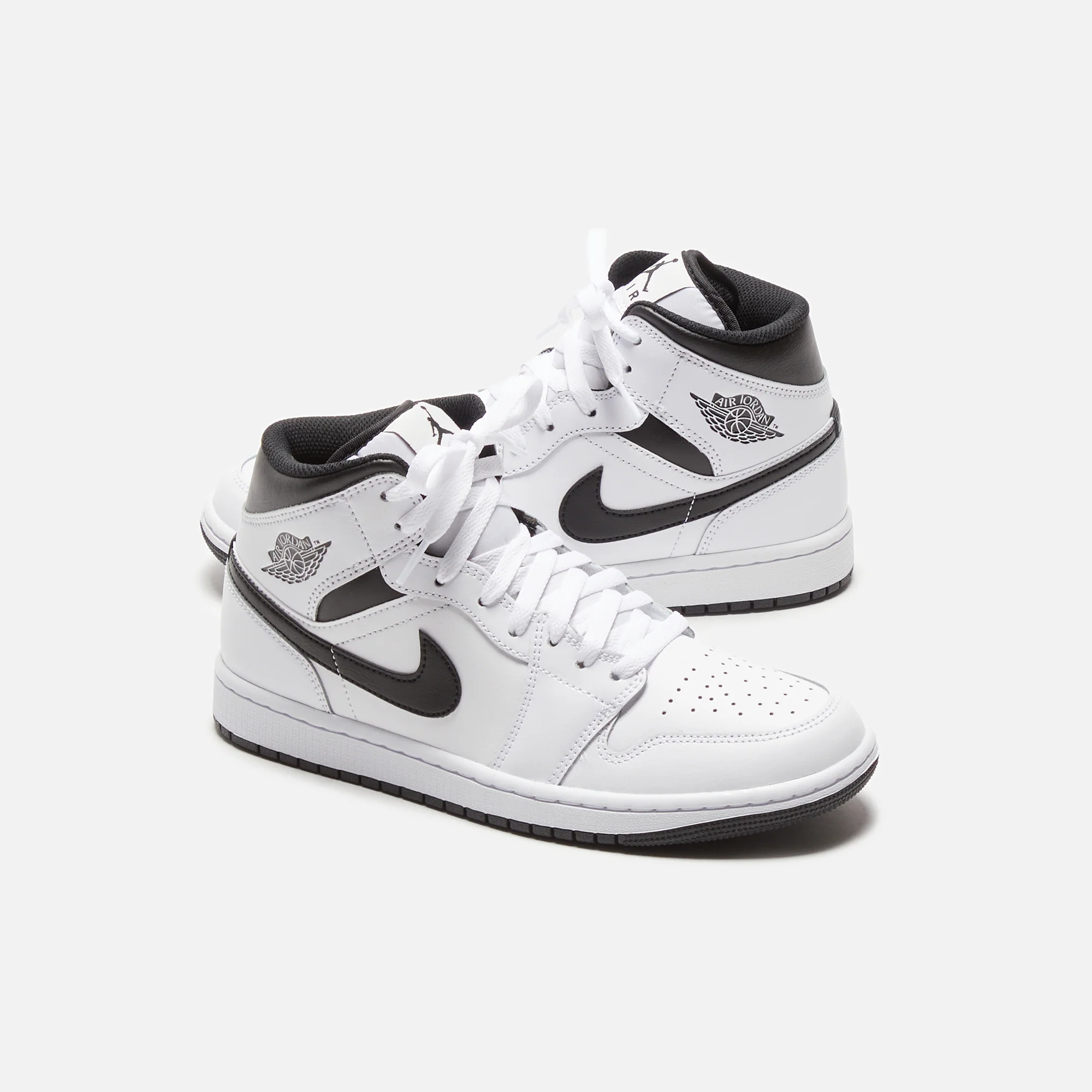 Jordan Air Jordan 1 Mid - White / Black - Image 4