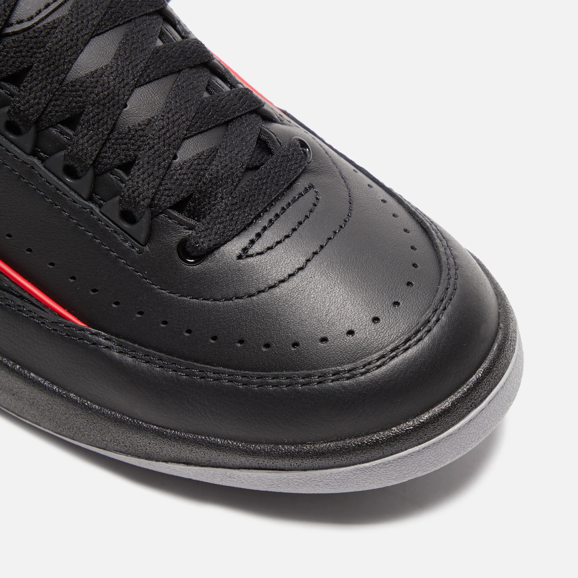 Nike Air Jordan 2 Retro Low - Black / Fire Red / Fire / Cement Grey - Image 5