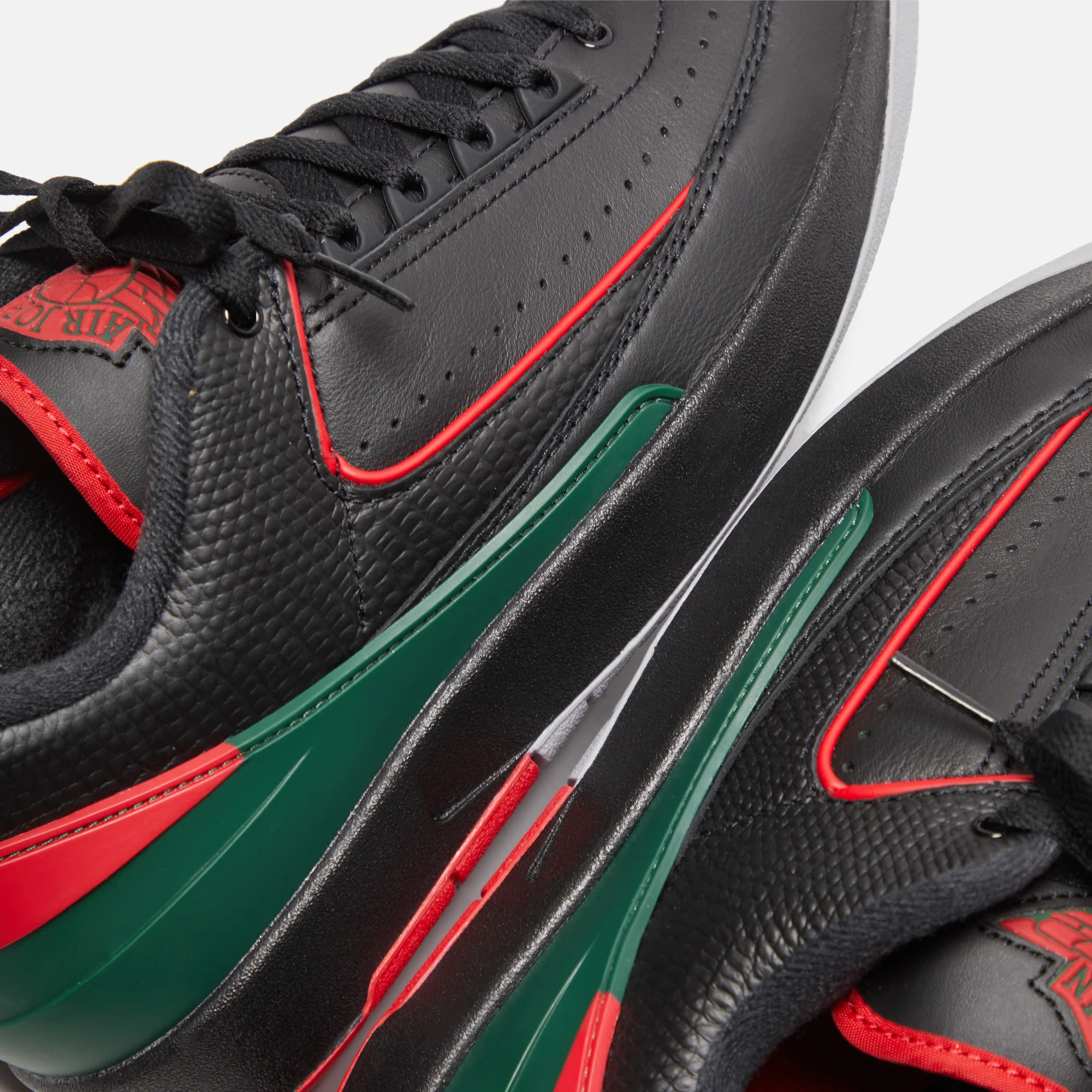 Nike Air Jordan 2 Retro Low - Black / Fire Red / Fire / Cement Grey - Image 6