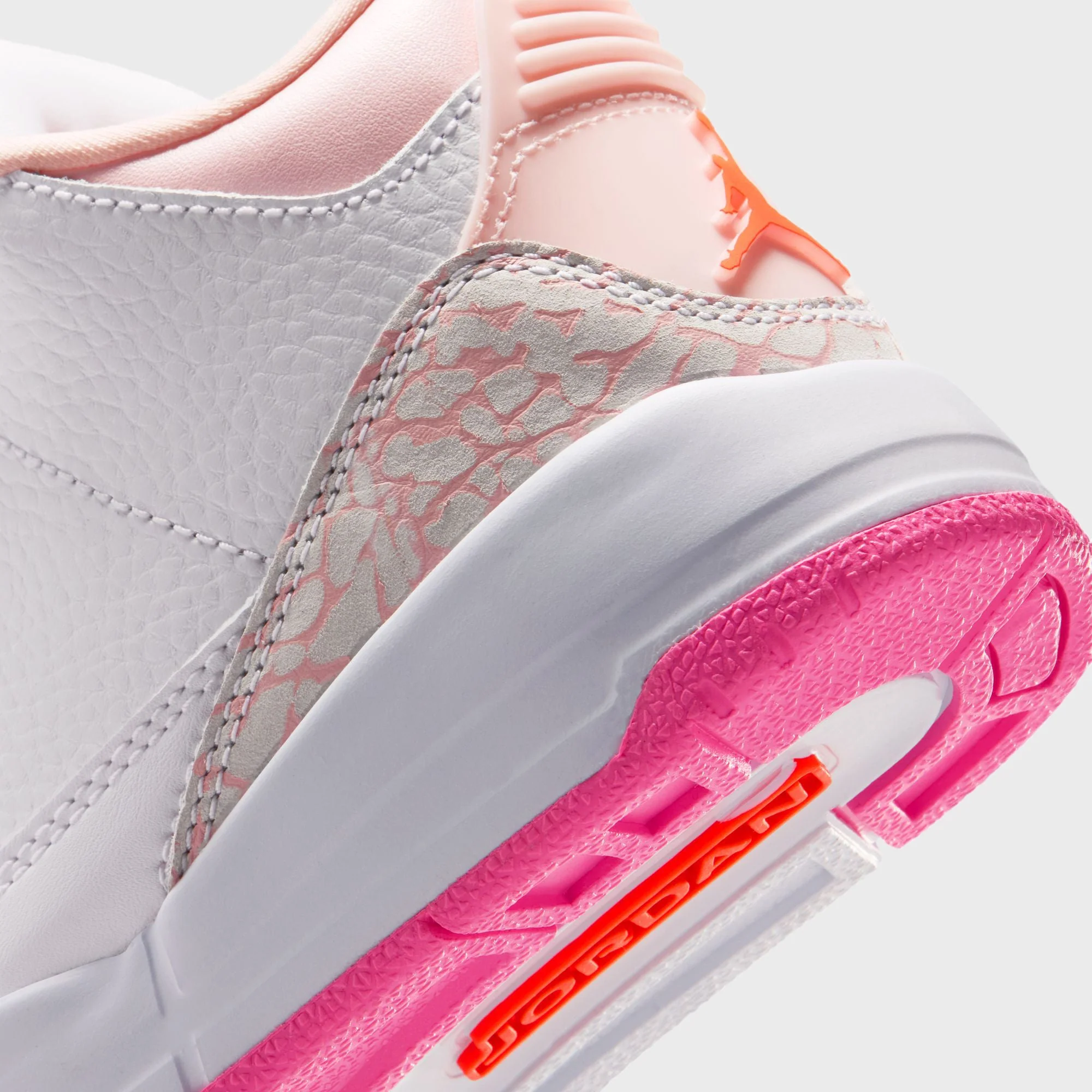 Jordan PS Air Jordan 3 Retro - Pearl Pink / Hyper Orange / Pink Bloom - Image 7