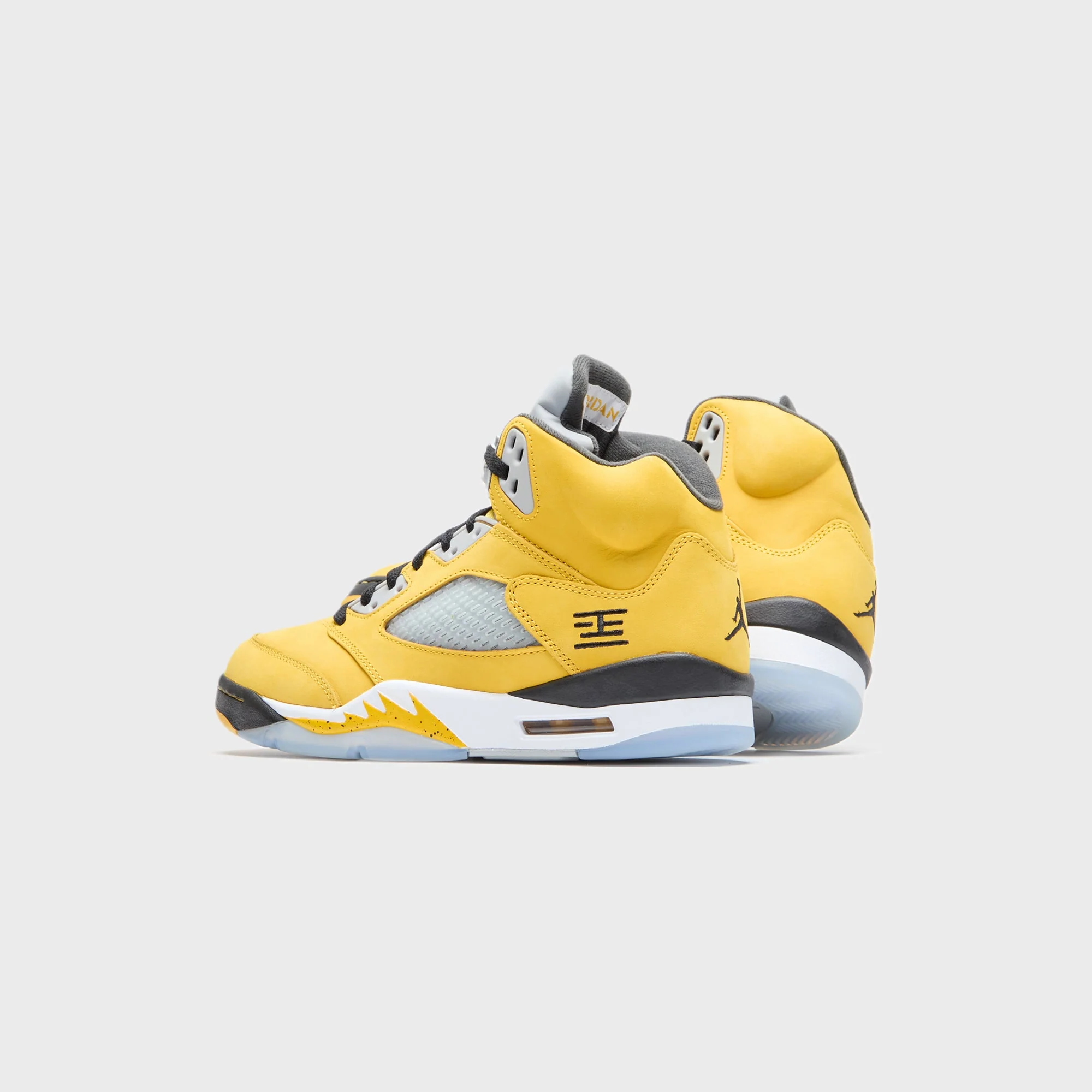 Jordan Air Jordan 5 Retro - Varsity Maize / Wolf Grey - Image 4