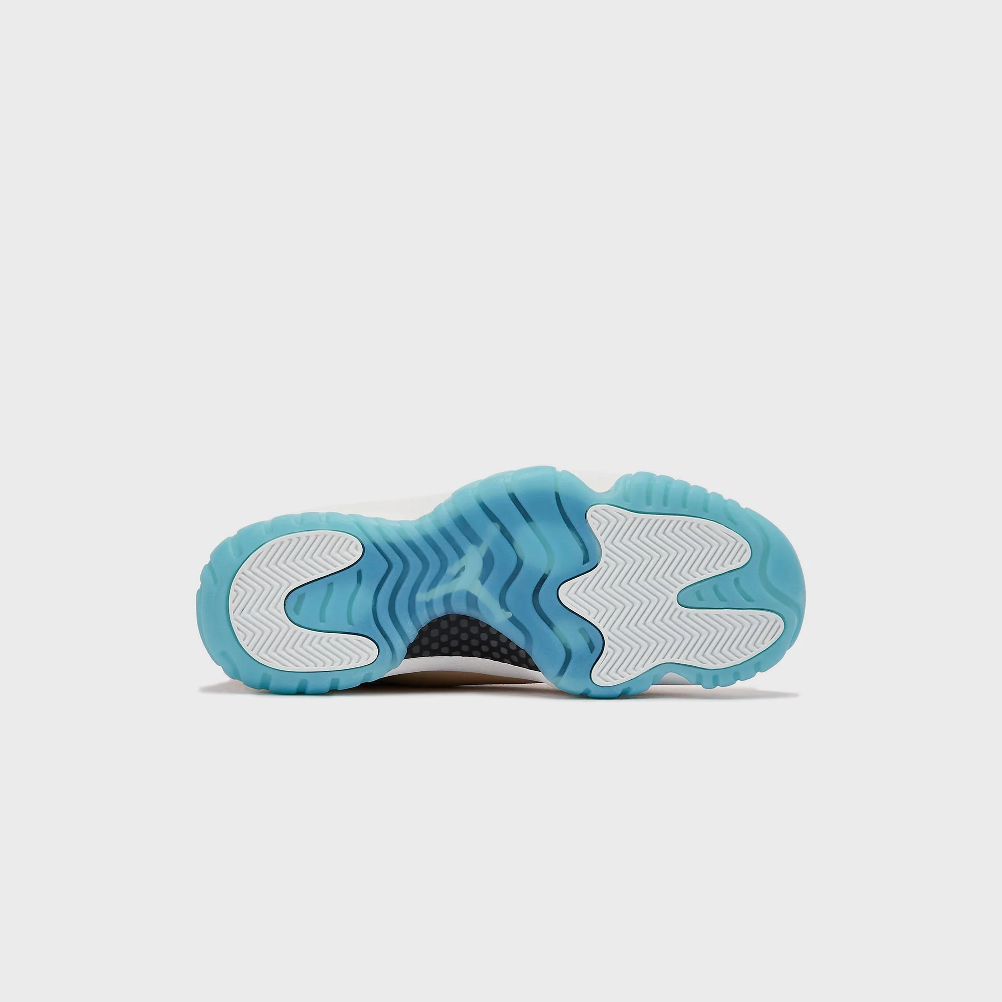 Nike Air Jordan 11 Retro - Canvas / Metallic Silver / Summit White - Image 7