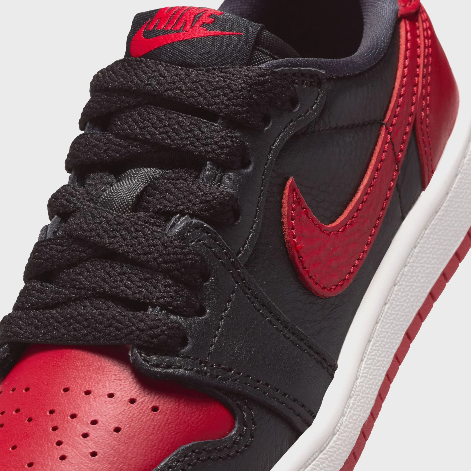 Jordan PS Air Jordan 1 Retro Low OG - Black / Varsity Red / Summit White - Image 7
