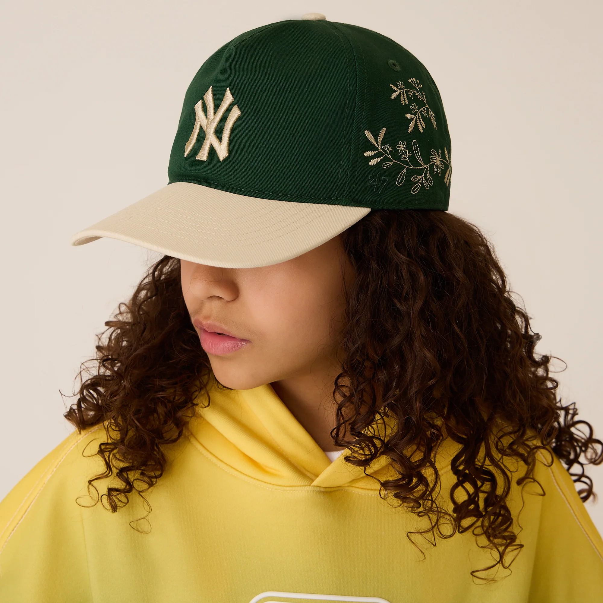 Kith Kids & '47 for the New York Yankees Embroidered Floral Cap - Scarab - Image 2