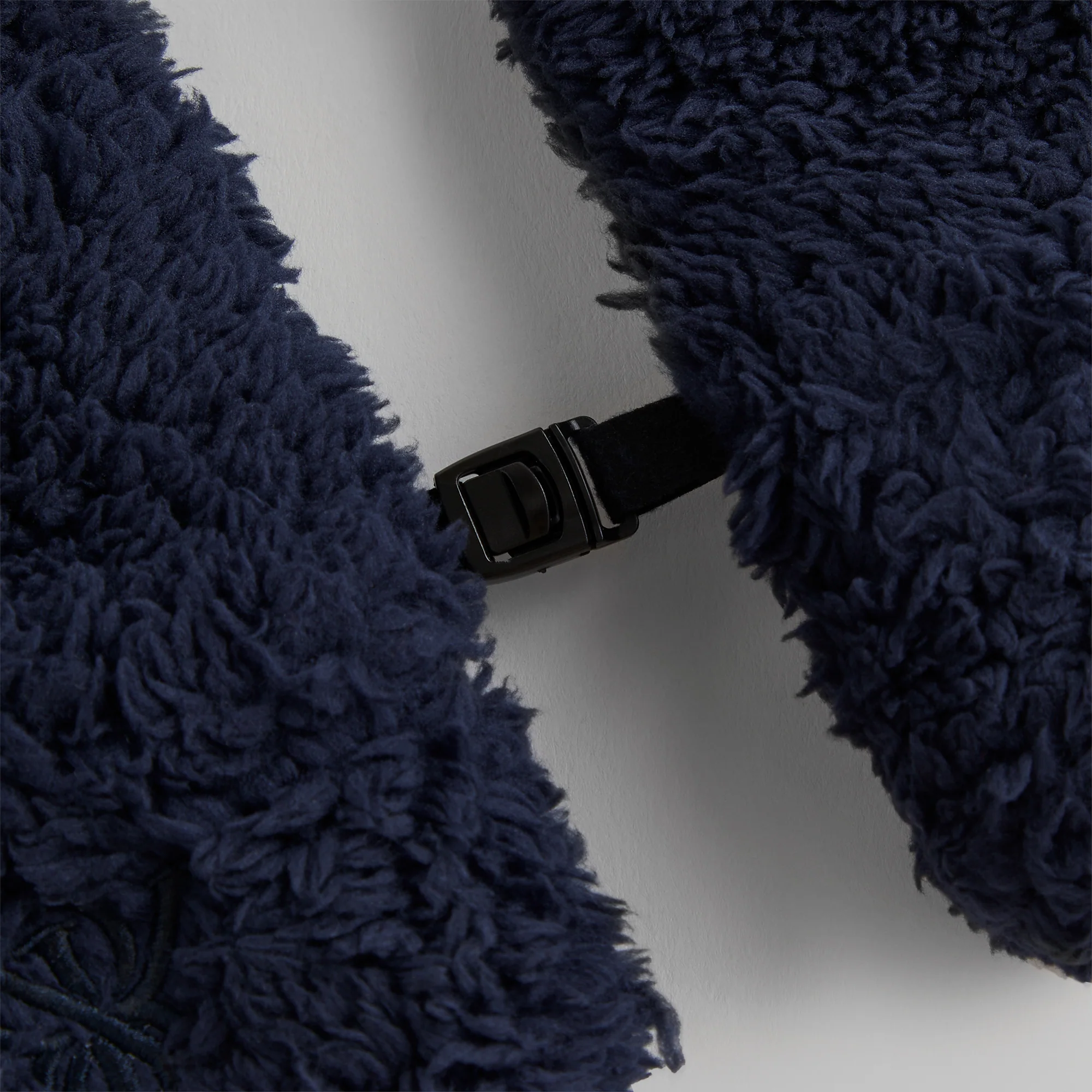 Kith Sherpa Glove - Admiral - Image 4