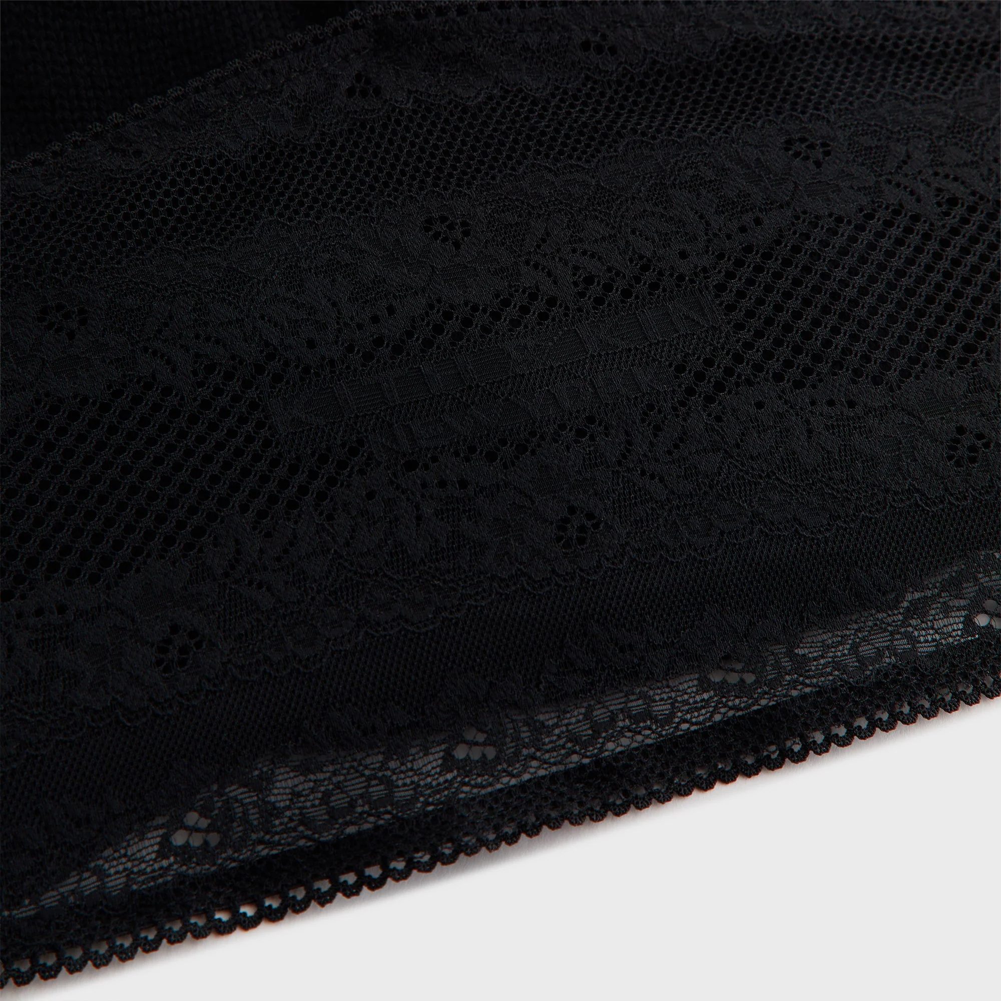 Lisa for Kith Women Cuffless Beanie With Lace Veil - Black - Image 5