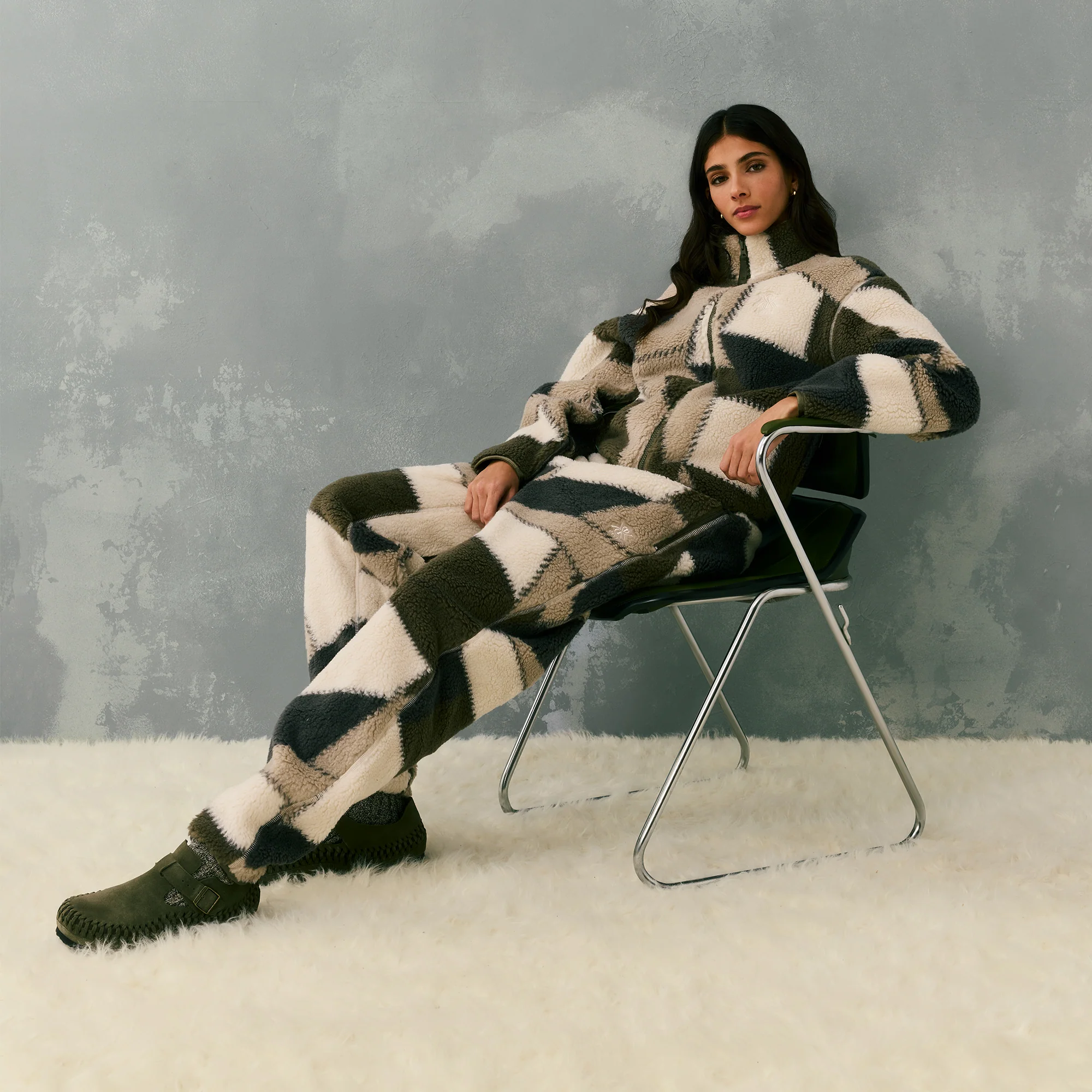 Kith Women Chelsea III Patchwork Fleece Jogger - Plaster - Image 2