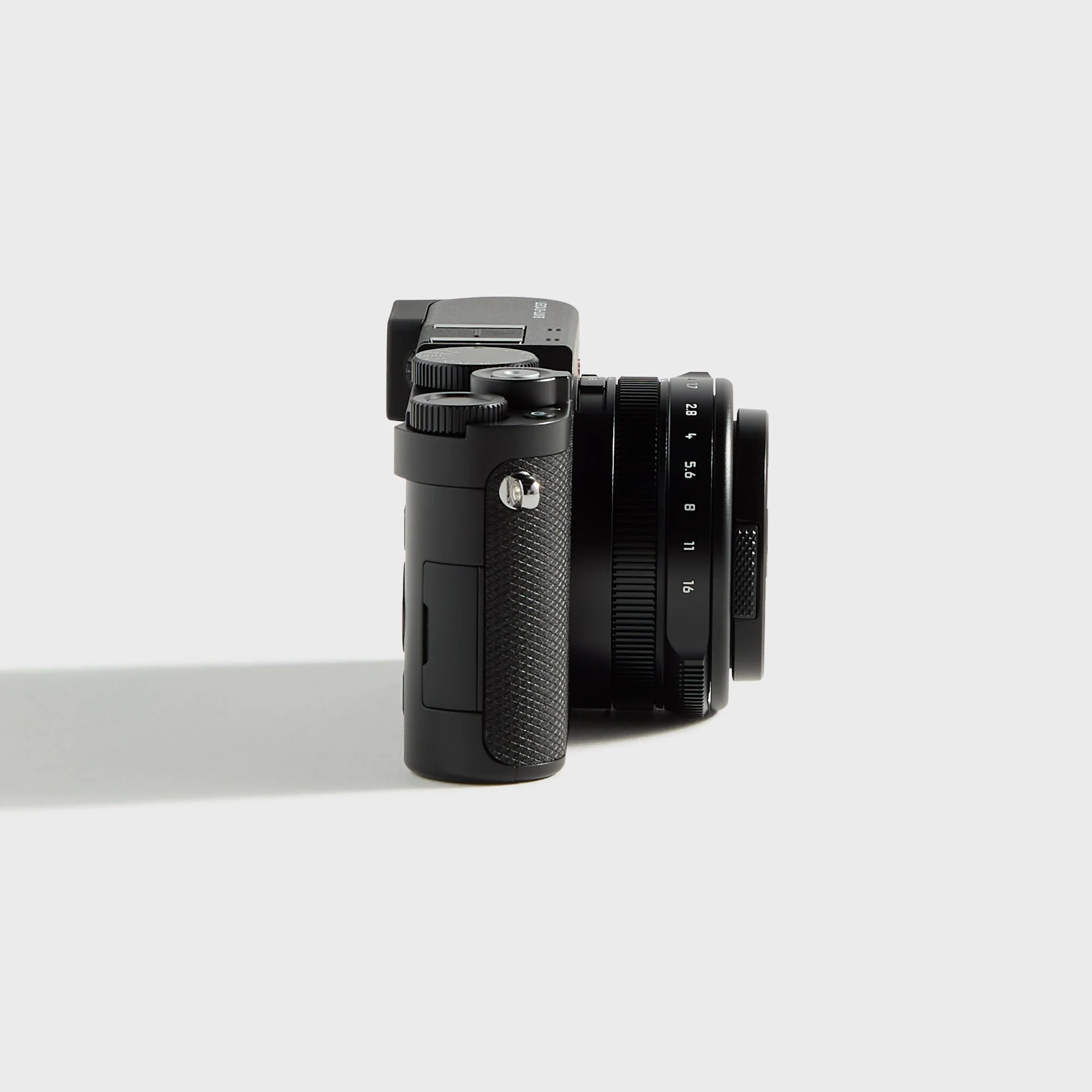 Leica D-Lux 8 - Image 3