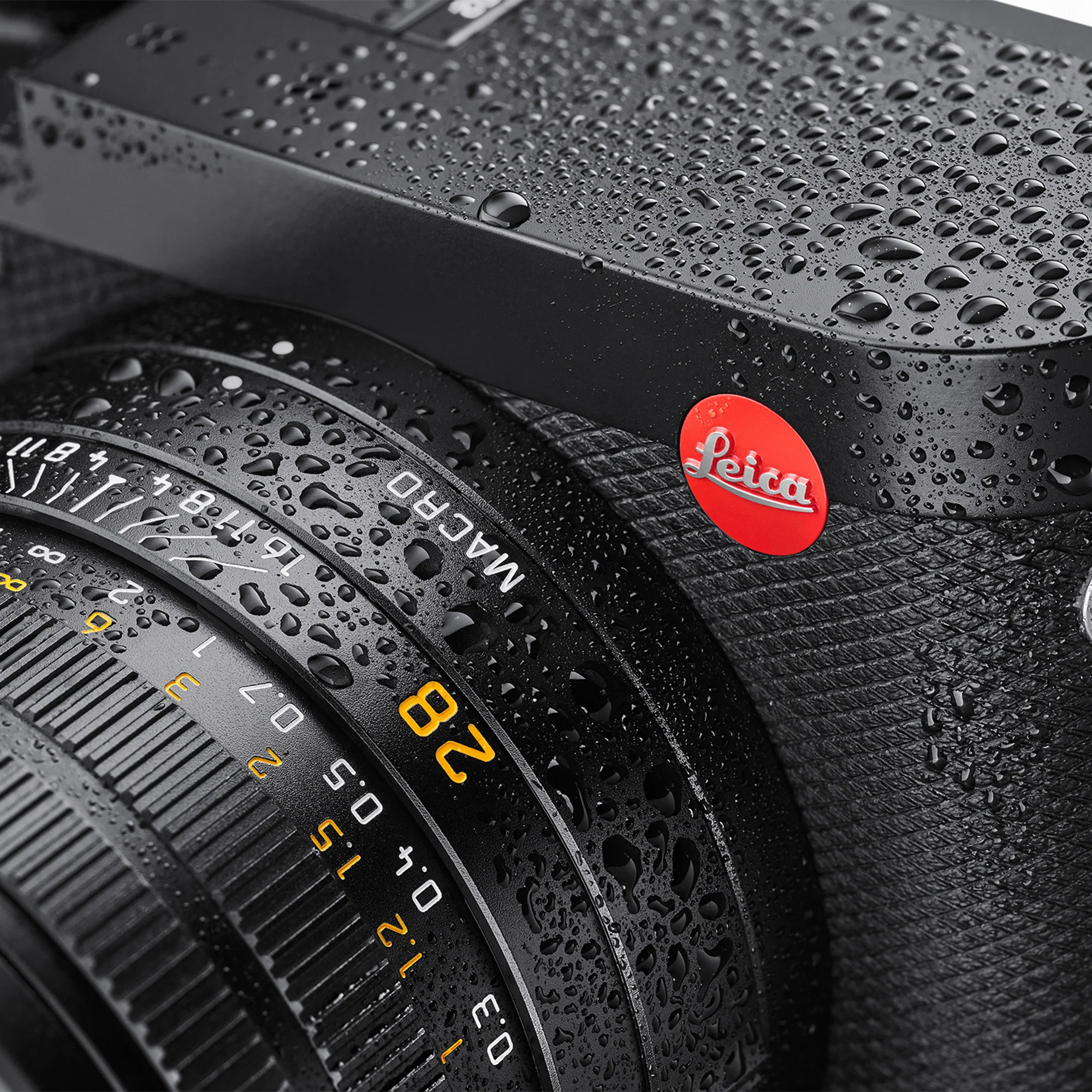 Leica Q2 Camera - Black - Image 4