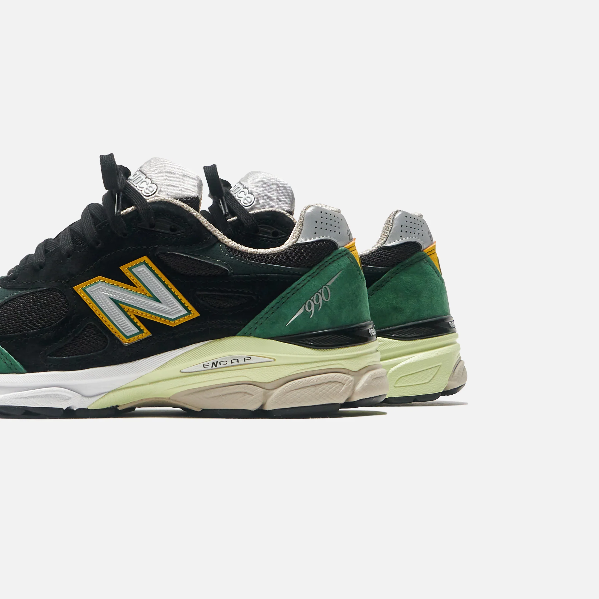 New Balance 990 v3 - Green / Black - Image 4