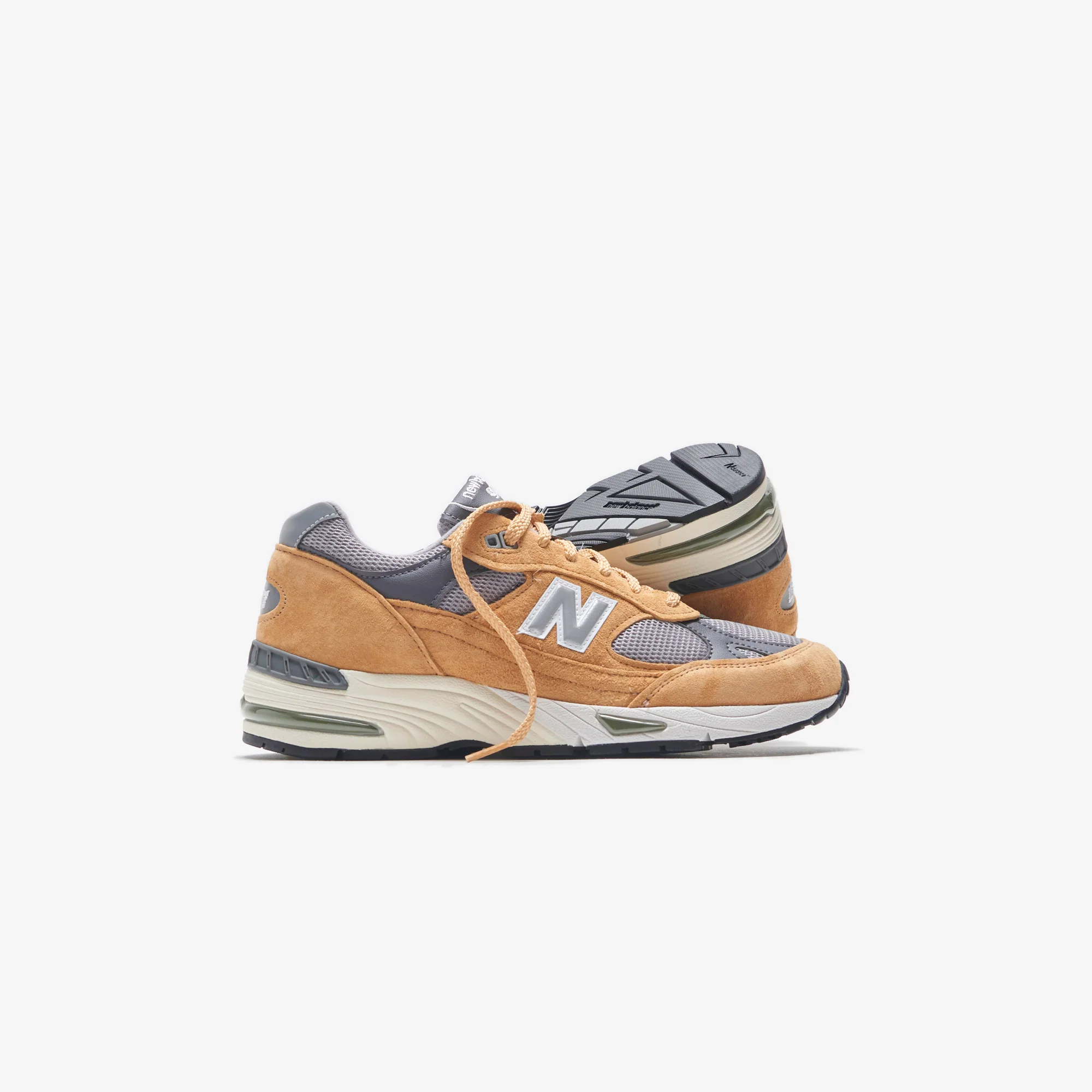 New Balance Made in UK 991 - Tan / Grey / Dark Grey - Image 4