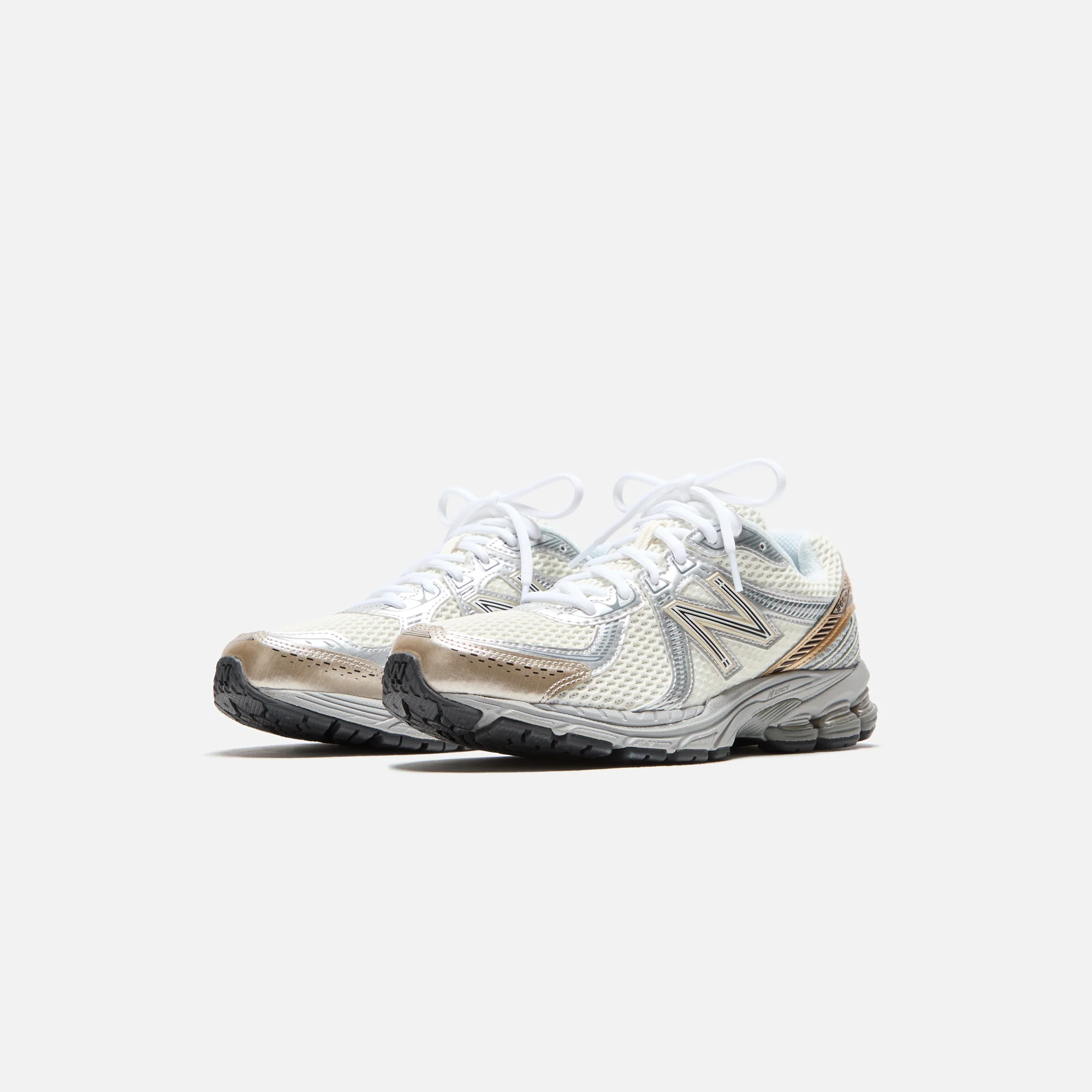 New Balance 860v2 - Sea Salt / Gold Metallic - Image 2