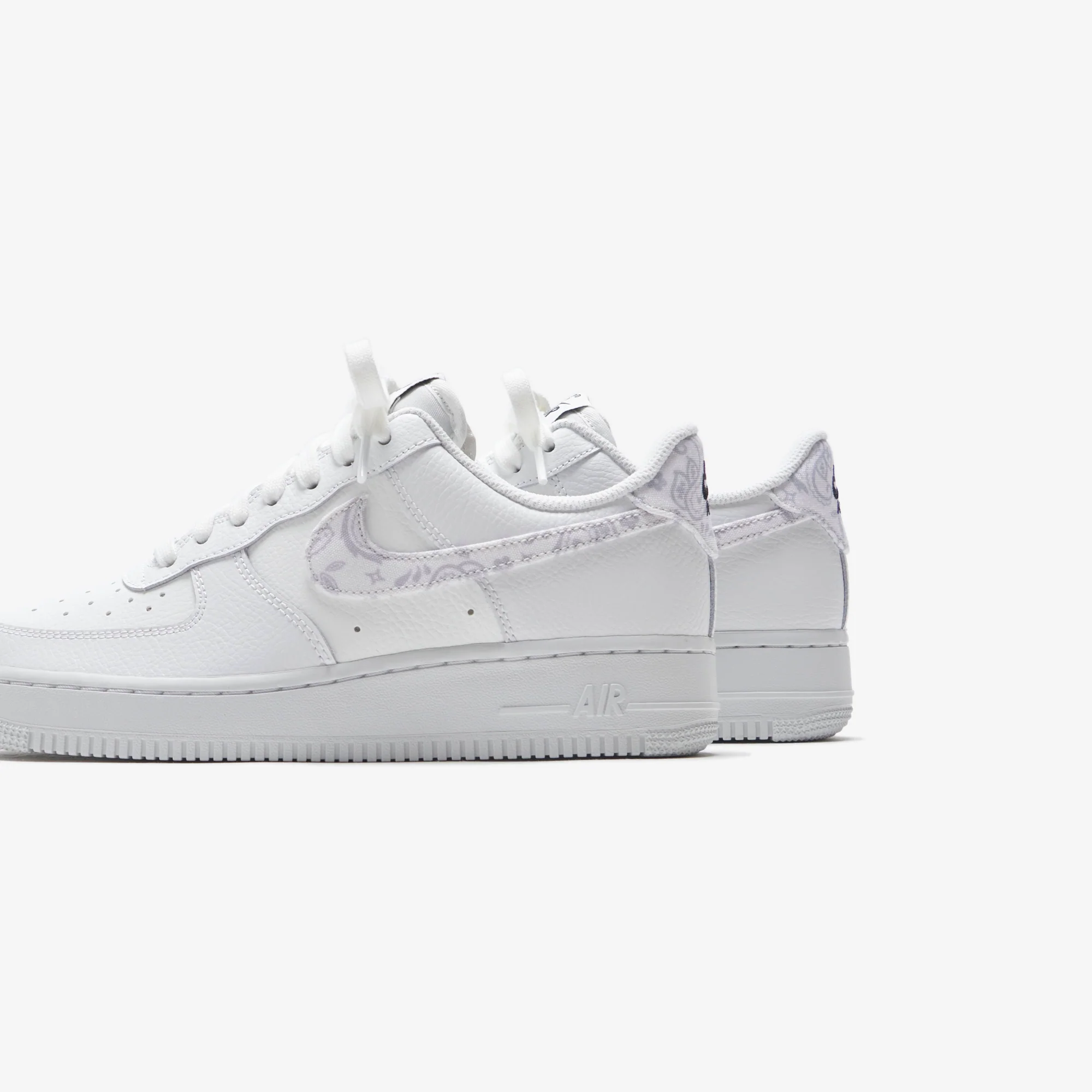 Nike WMNS Air Force 1 `07 Low - Summit White / Grey Fog - Image 5