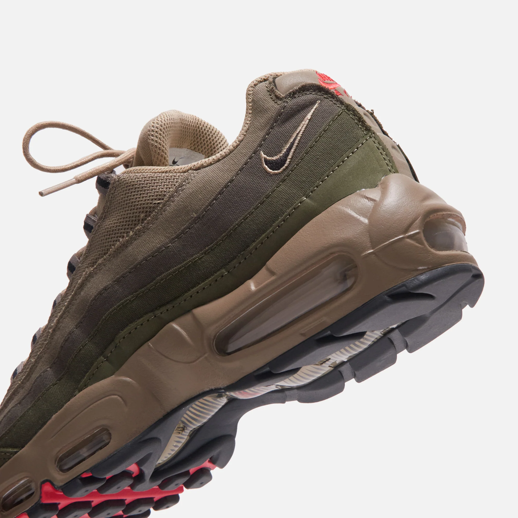 Nike Air Max 95 SE - Medium Olive / Black / Rough Green - Image 3