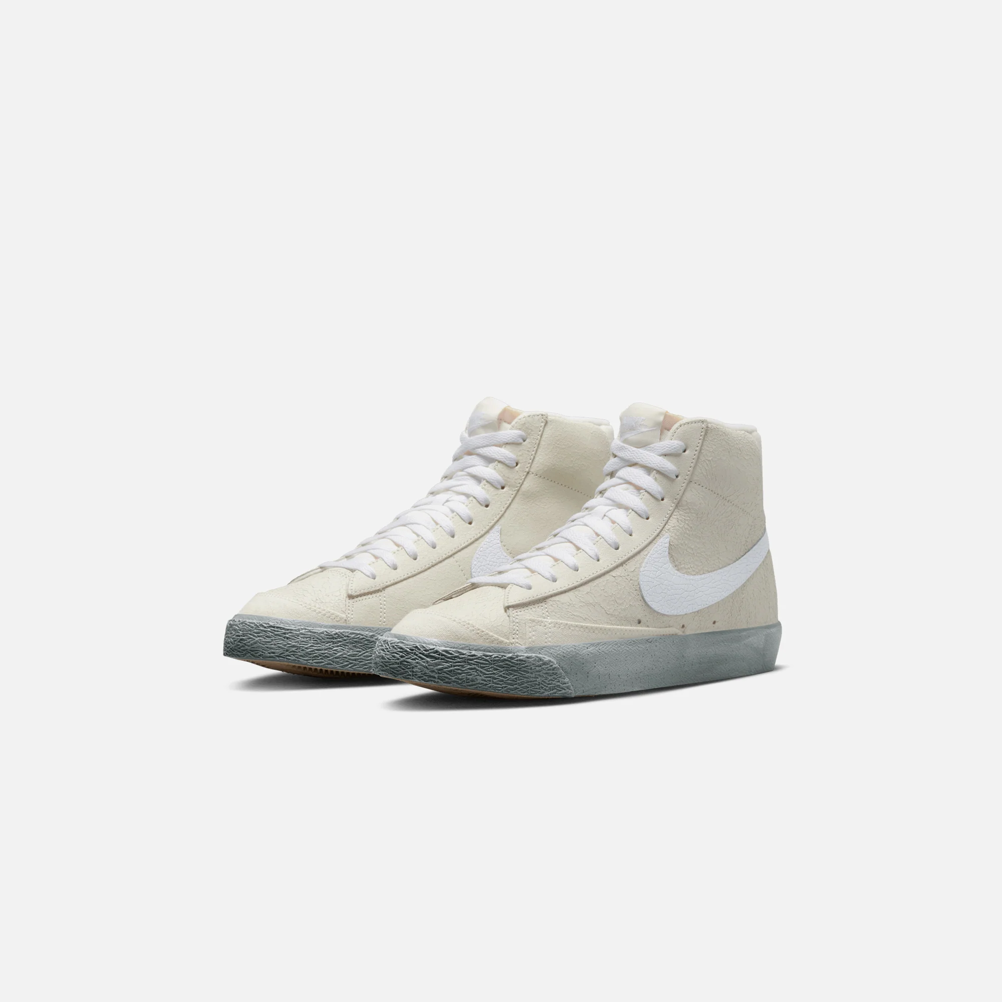 Nike Blazer Mid `77 SE EMB - Summit White / Phantom / Mica Green - Image 2