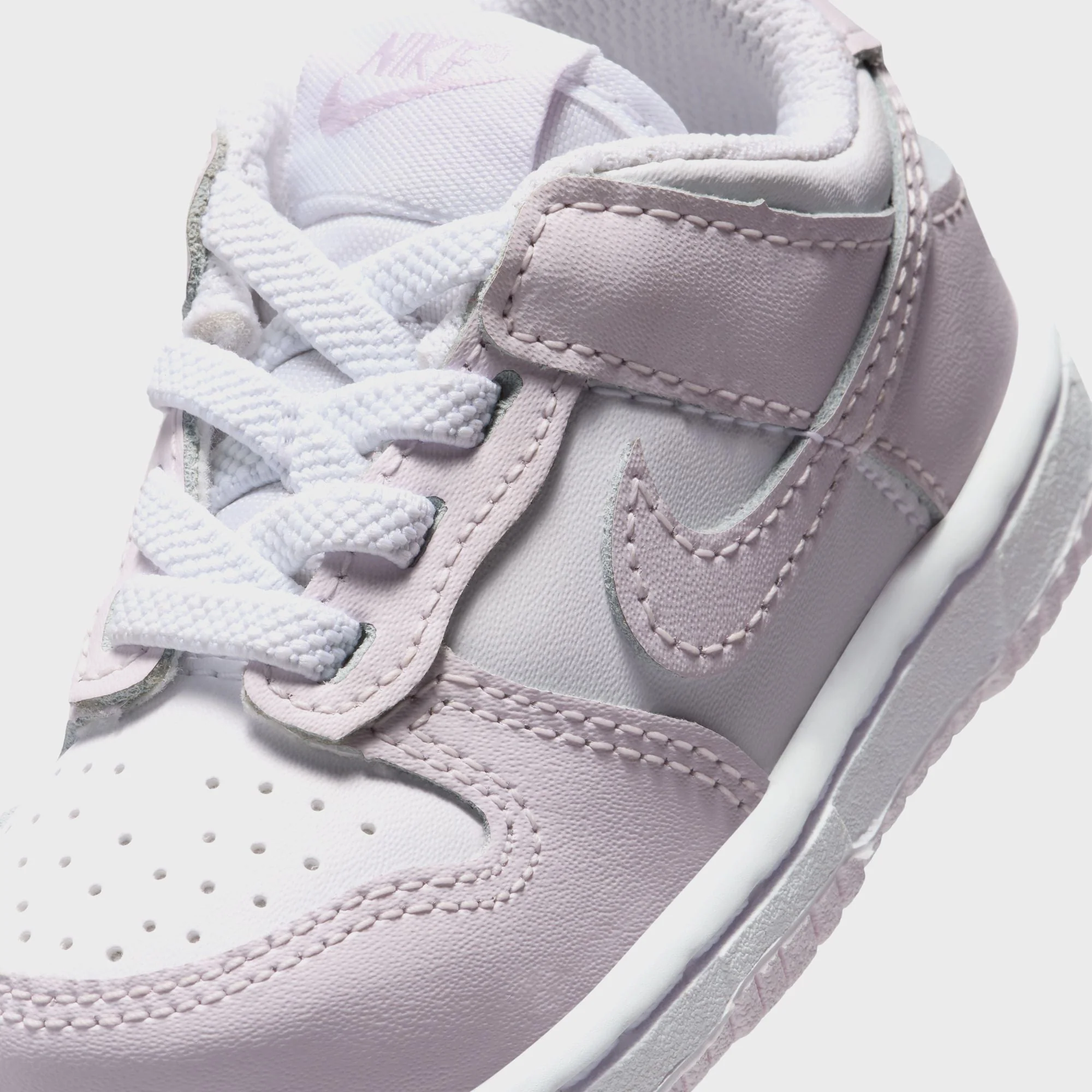 Nike TD Dunk Low - White / Light Violet - Image 6