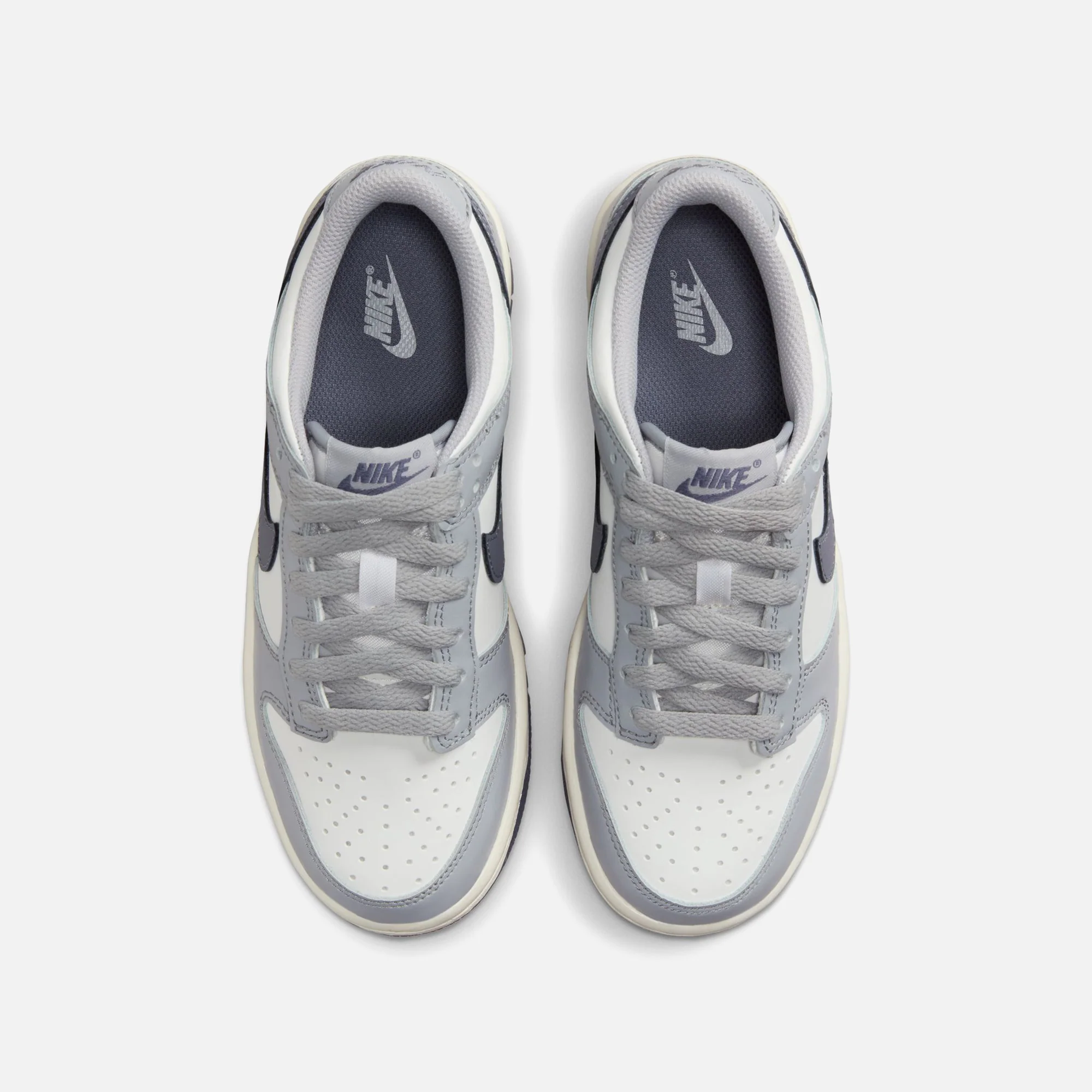 Nike GS Dunk Low - Summit White / Light Carbon / Wolf Grey - Image 4