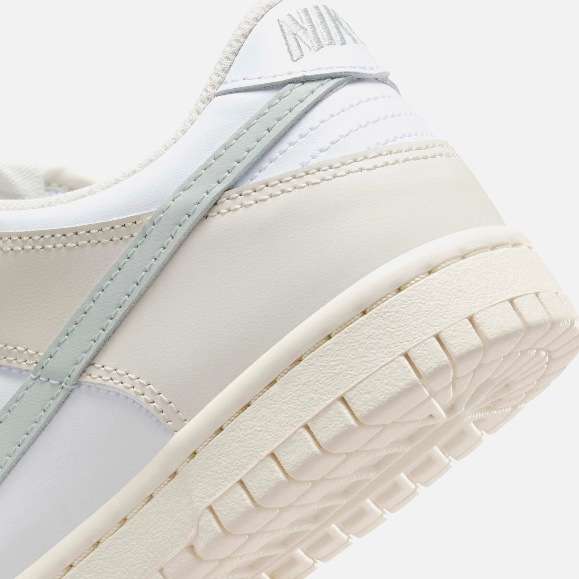 Nike GS Dunk Low - White / Light Silver / Phantom - Image 8