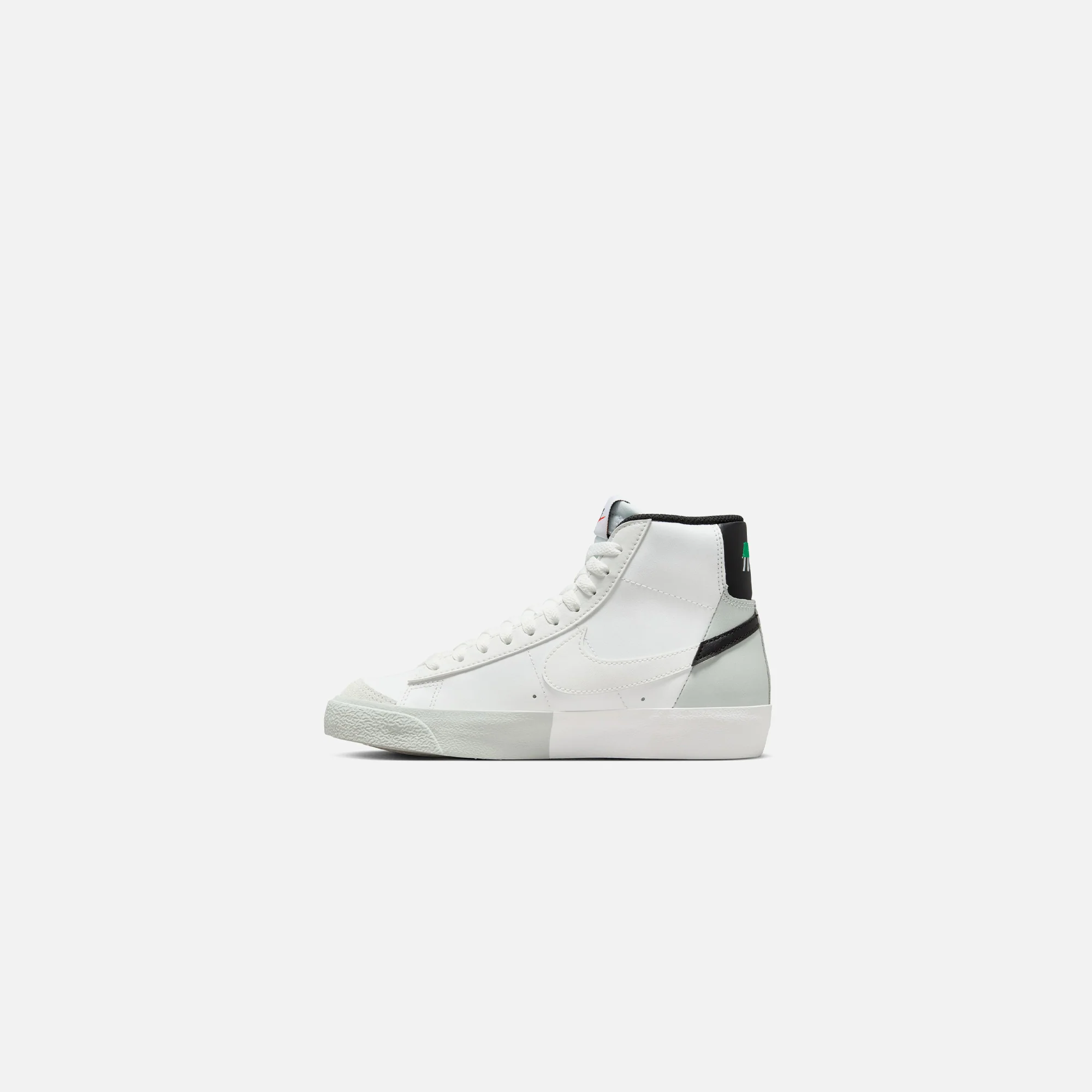 Nike Grade School Blazer Mid `77 SE - Summit White / Black / Silver - Image 3