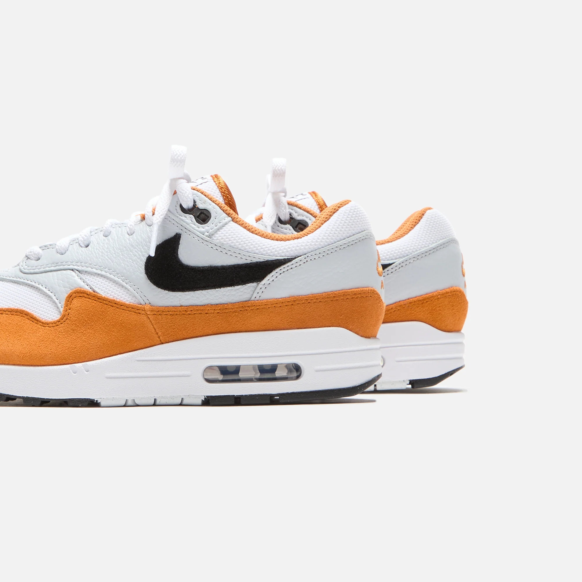 Nike Air Max 1 - White / Black / Monarch - Image 3