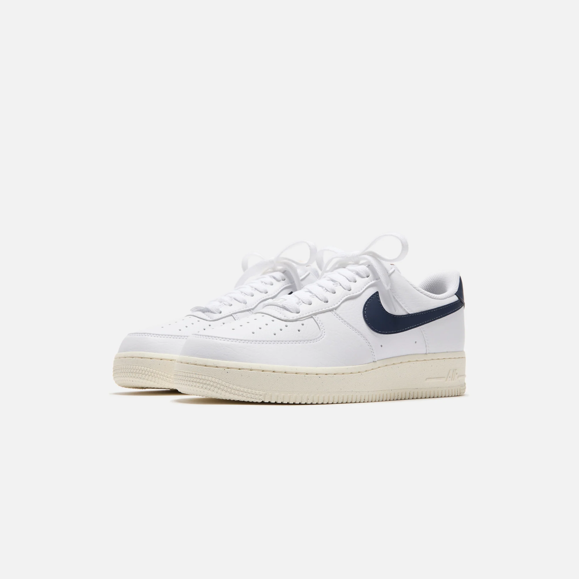 Nike WMNS Air Force 1 `07 - White/ Obsidian/ Pale Ivory / Metallic Gold - Image 2