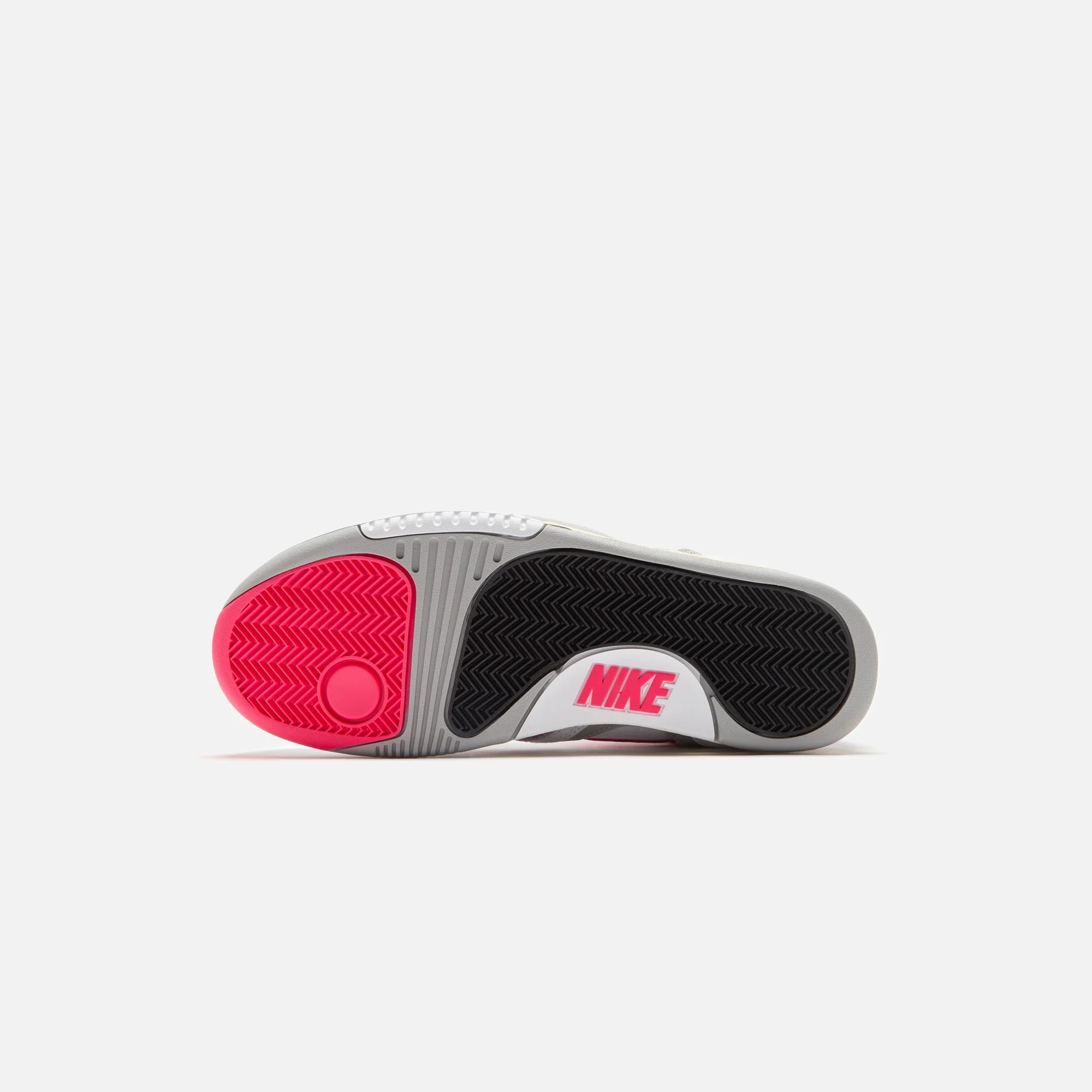 Nike Air Tech Challenge II QS - White / Racer Pink / Light Smoke Grey - Image 5