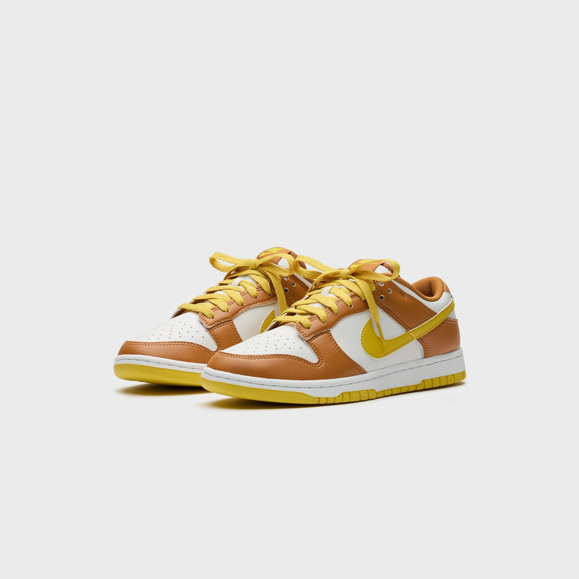 Nike Dunk Low Retro - Summit White / Bright Citron / Desert Ochre - Image 2