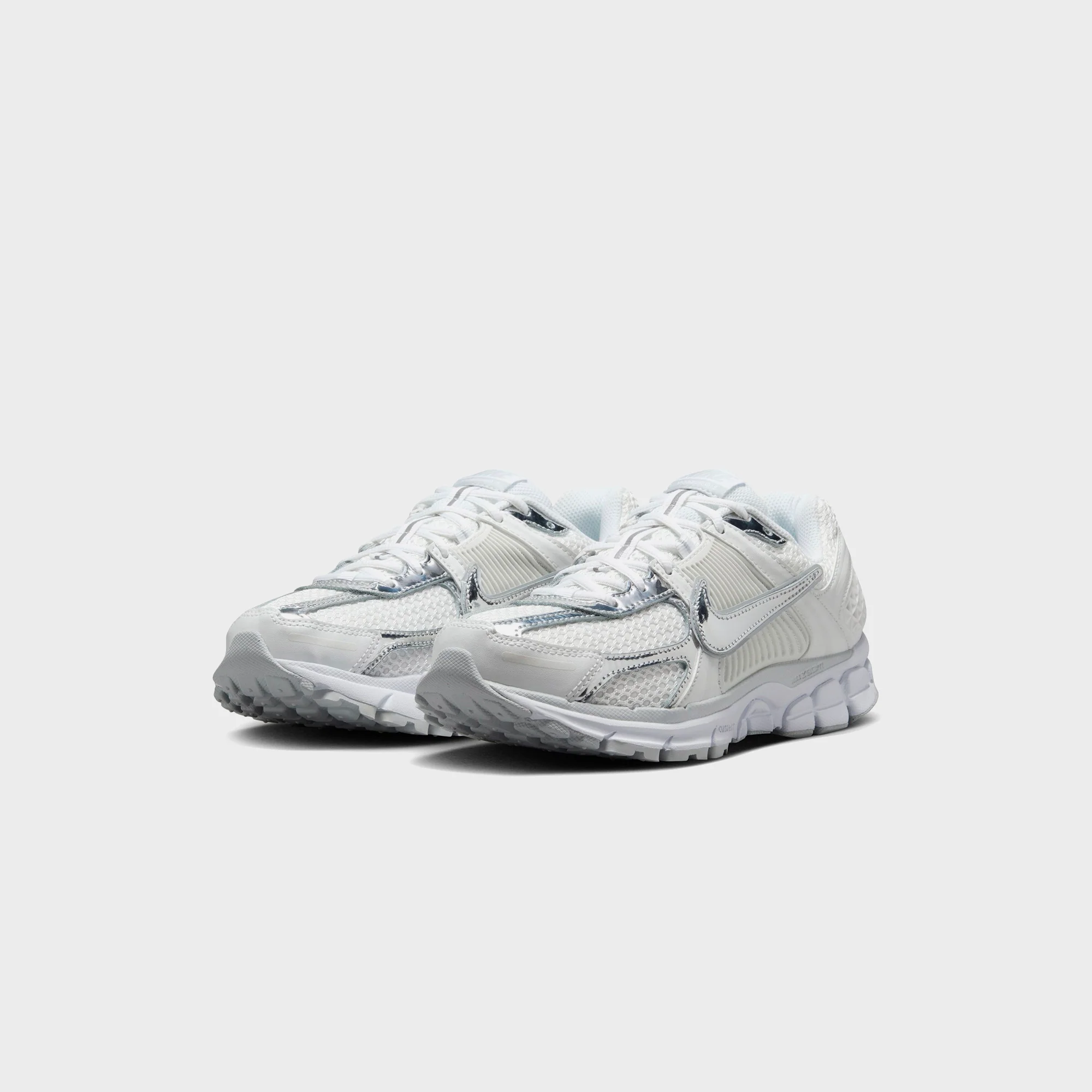 Nike WMNS Zoom Vomero 5 - Metallic White / Metallic Silver / Summit White - Image 2
