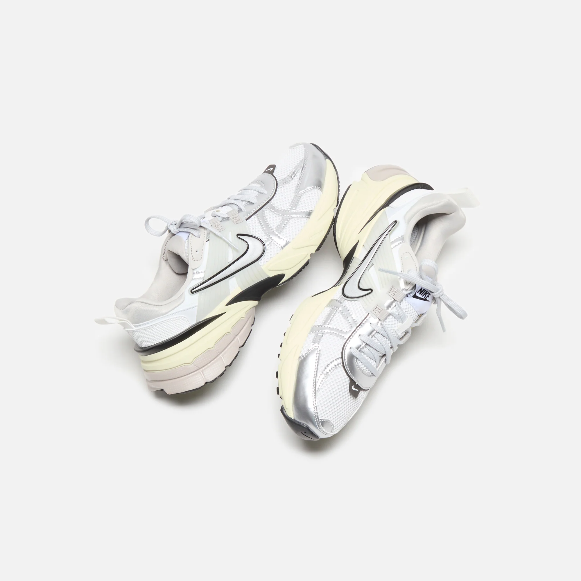 Nike V2K Run - Summit White / Metallic Silver - Image 4