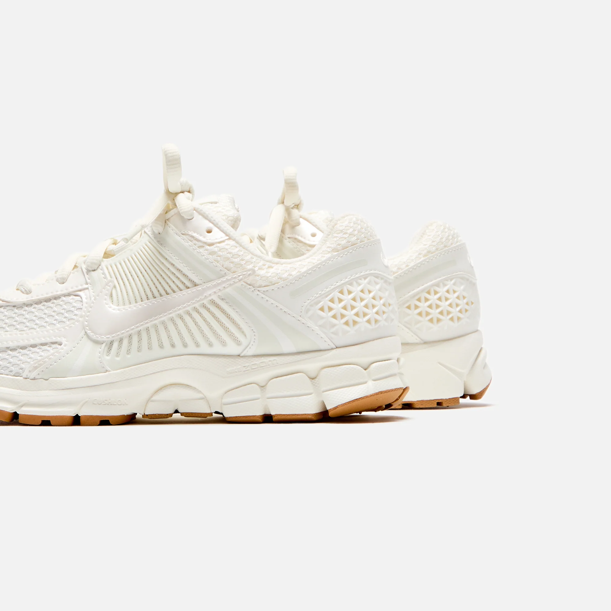 Nike WMNS Zoom Vomero 5 - Phantom / Metallic Platinum - Image 3