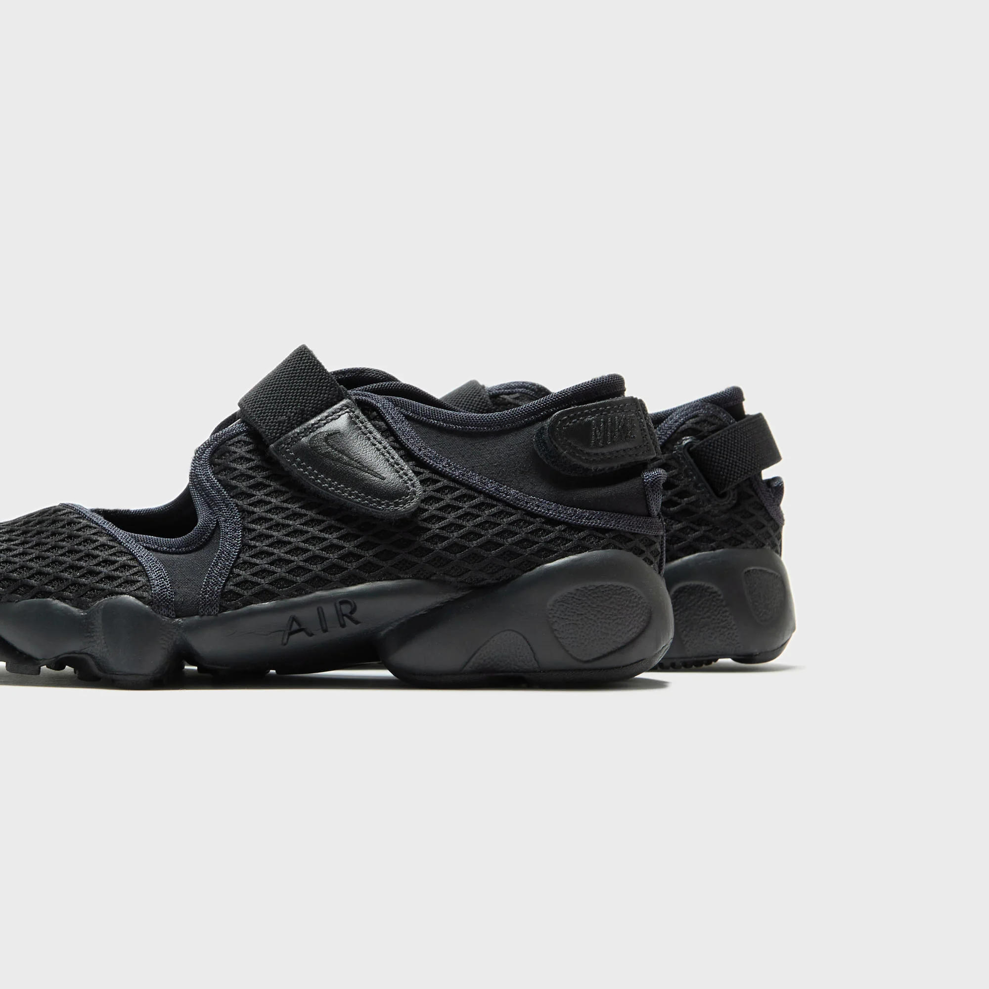 Nike WMNS Air Rift Lace - Off Noir - Image 3