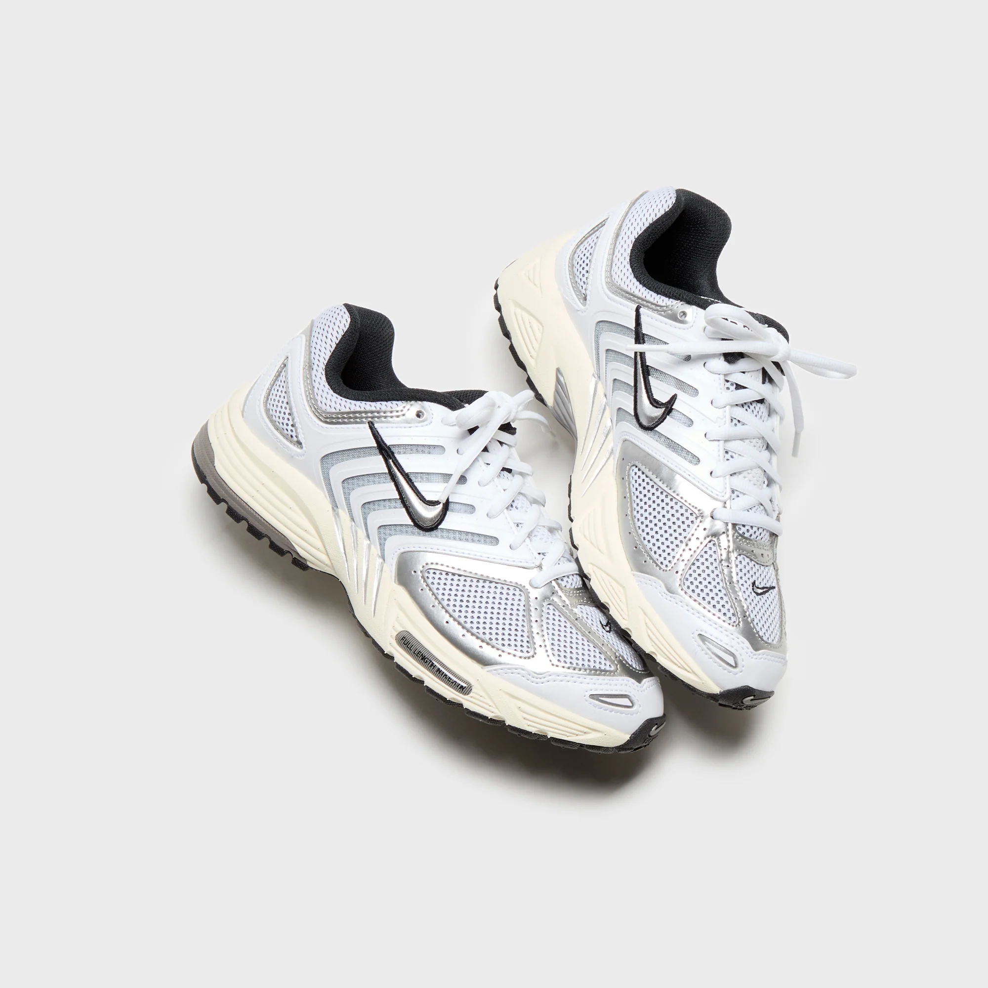 Nike WMNS Air Pegasus 2005 - White / Coconut Milk / Black / Metallic Silver - Image 4