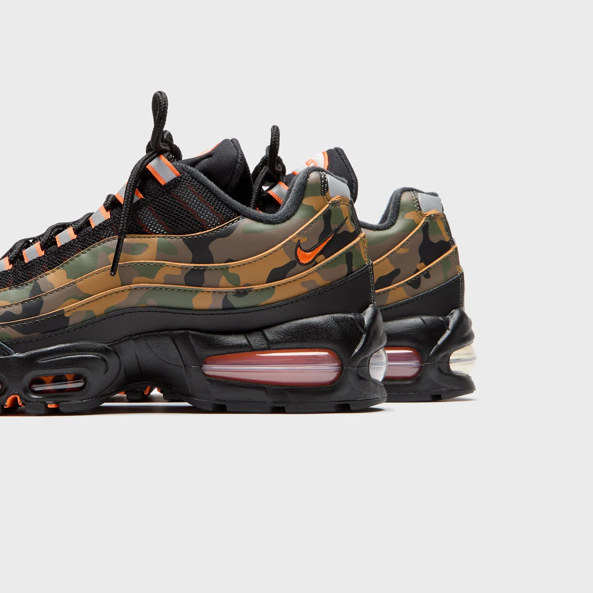 Nike Air Max 95 OG - Black / Golden Beige - Image 3