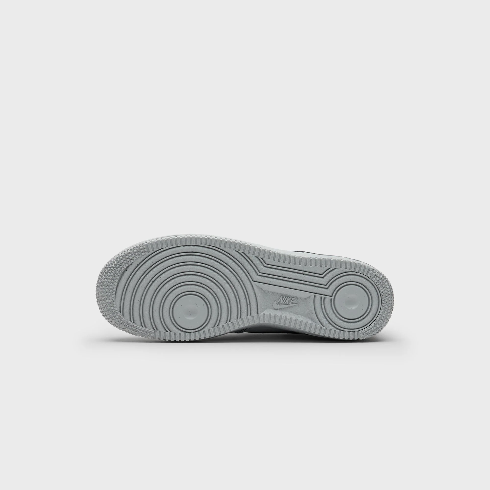 Nike Air Force 1 '07 LV8 - Wolf Grey / Black - Image 5
