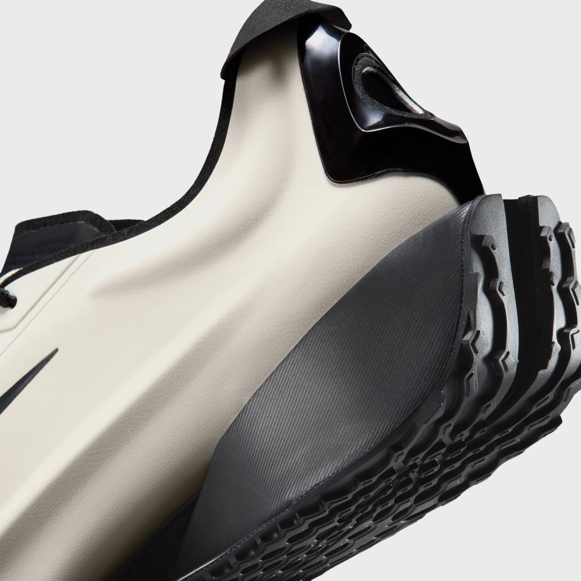 Nike WMNS First Sight Noir - Light Bone - Image 8