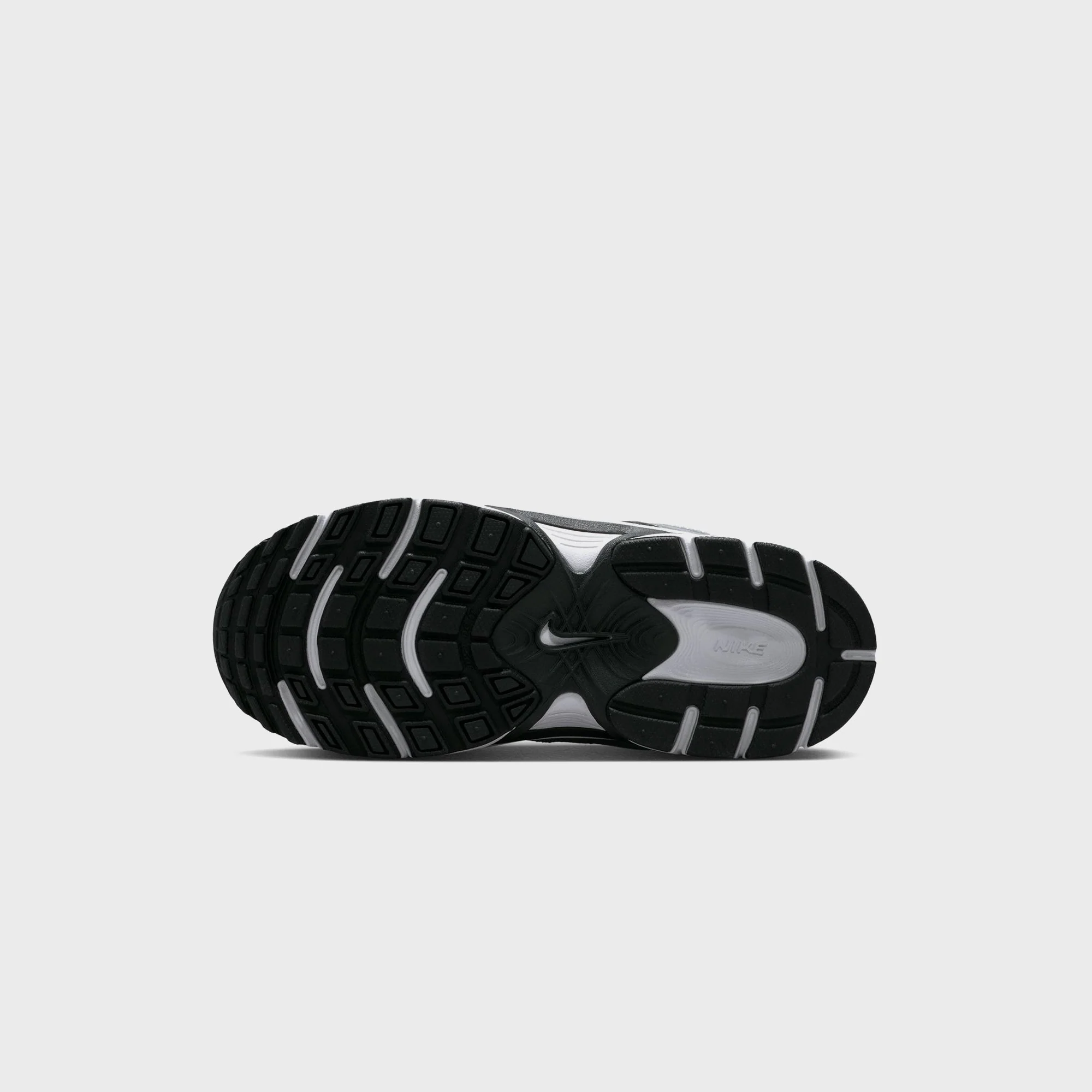 Nike PS V5 Rnr - Black / Black / Anthracite / Smoke Grey - Image 6