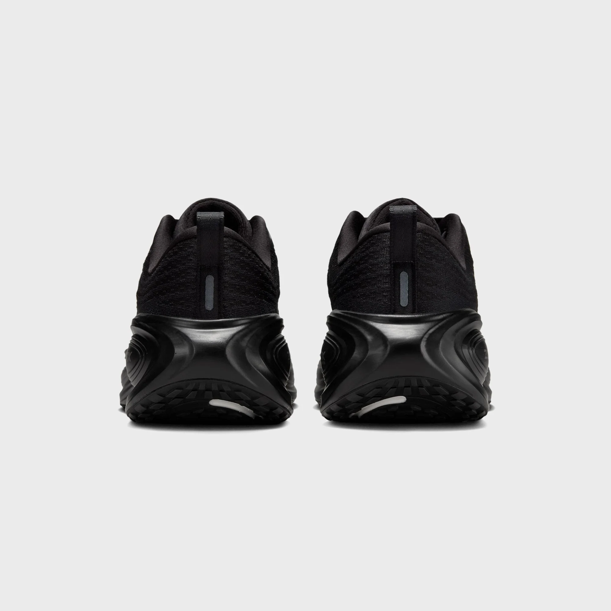 Nike WMNS Vomero Plus - Black / Dark Smoke Grey / Metallic Dark Grey - Image 3