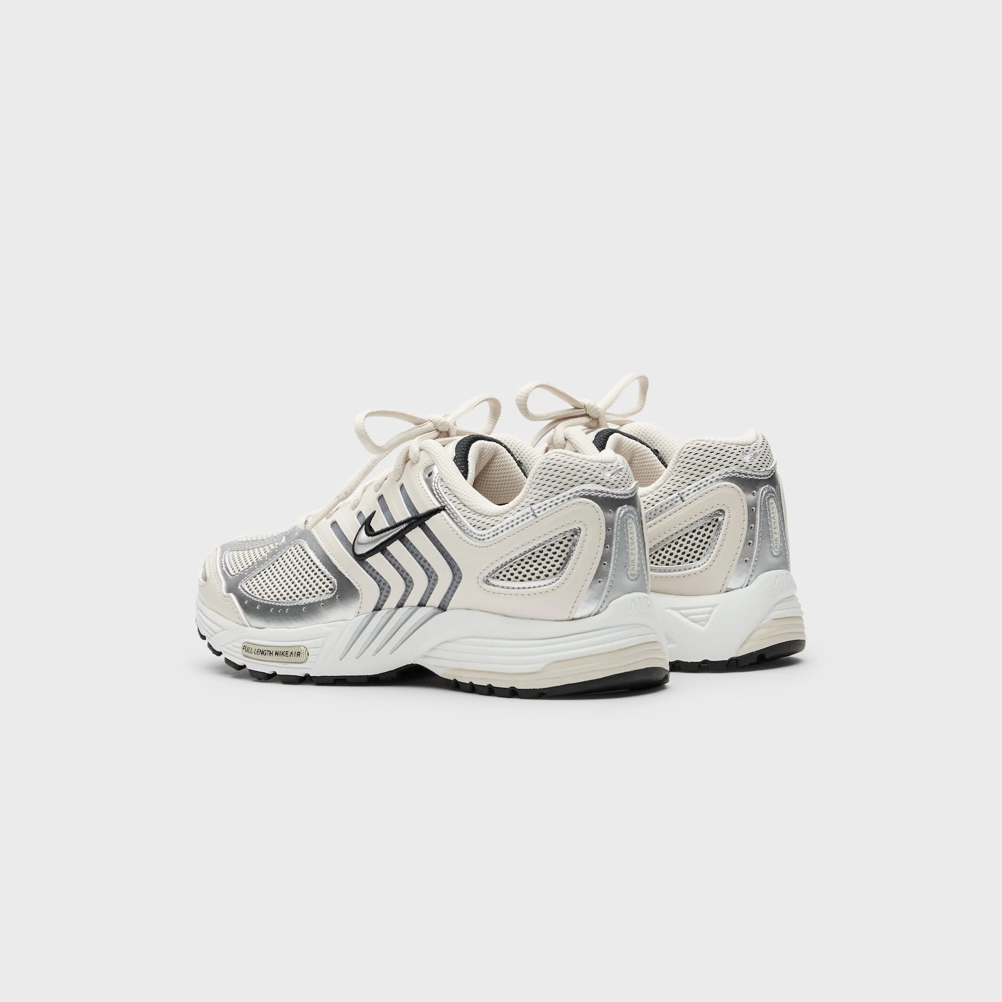 Nike WMNS Air Pegasus 2005 - Light Orewood Brown / Chrome / Summit White / Black - Image 4