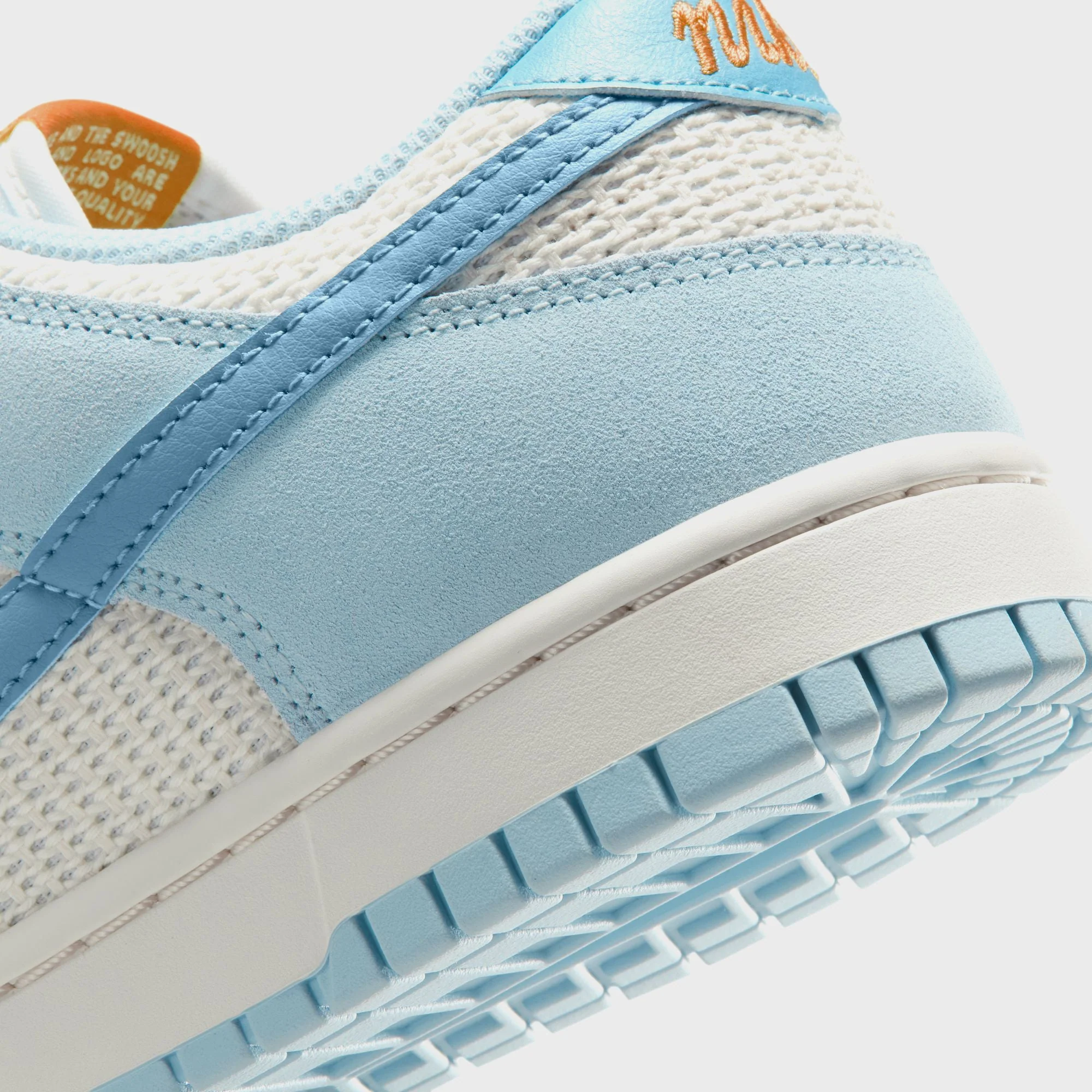 Nike WMNS Dunk Low SE - Sail / Work Blue / Hydrogen Blue - Image 5