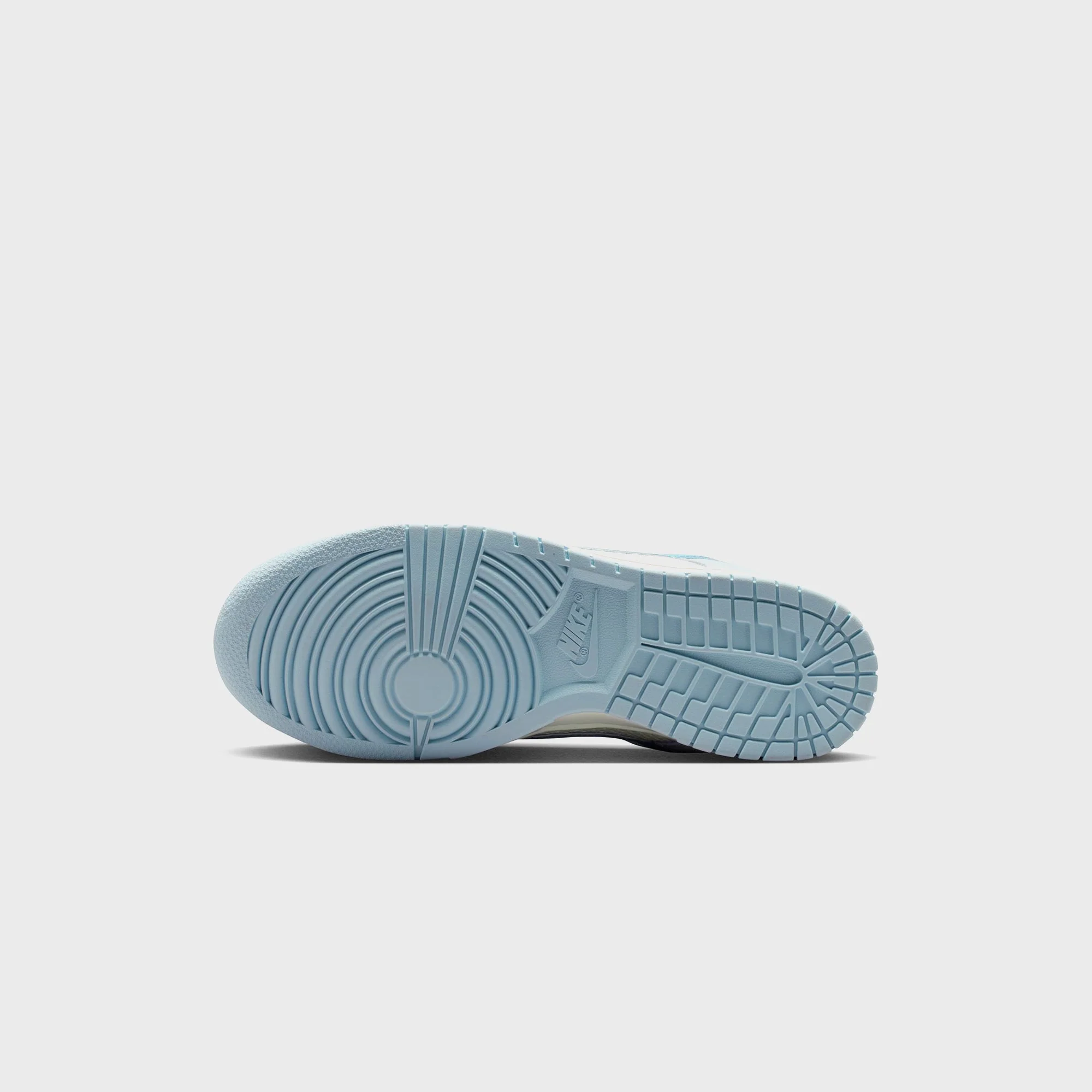 Nike WMNS Dunk Low SE - Sail / Work Blue / Hydrogen Blue - Image 7
